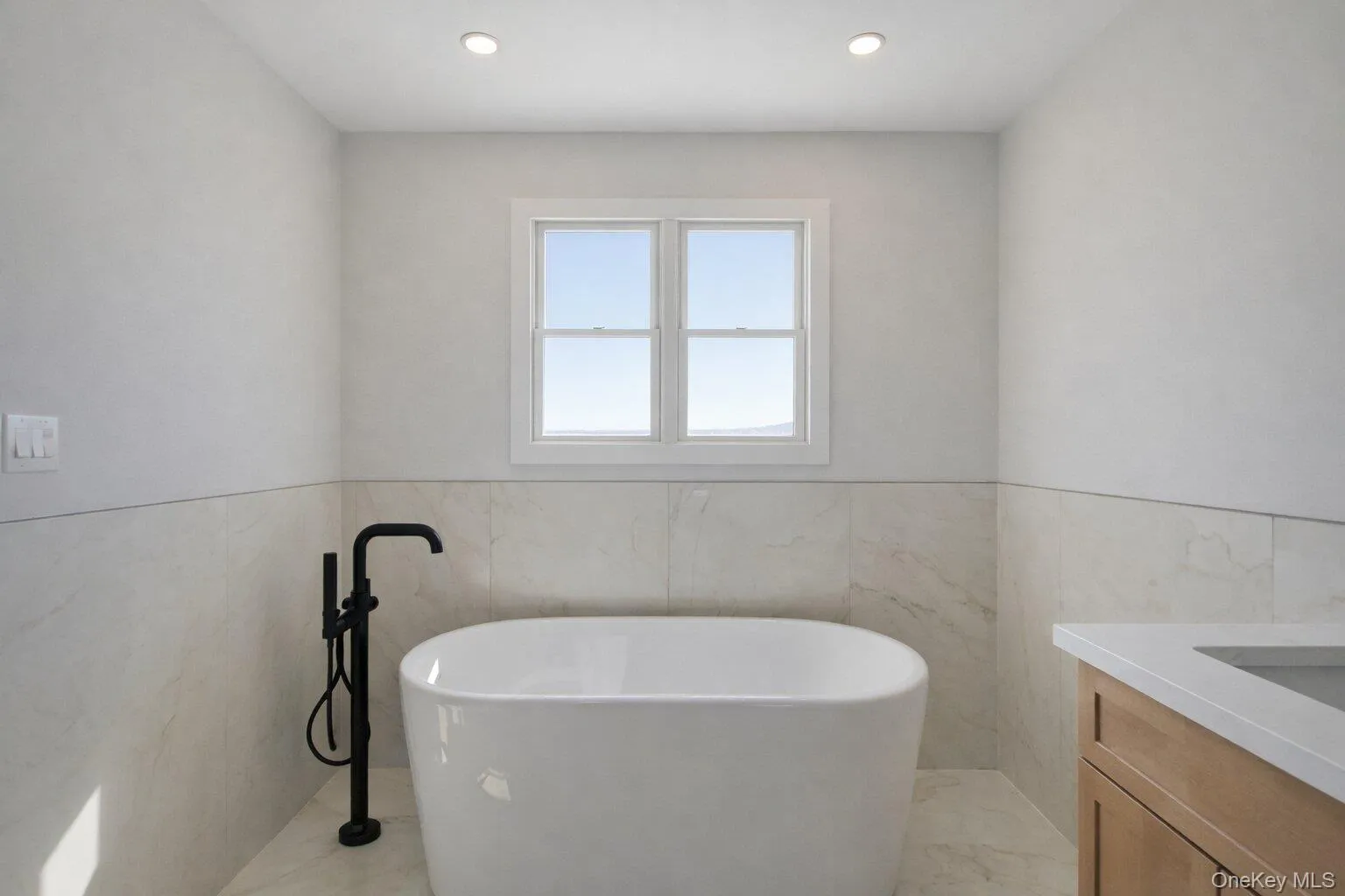 101 Clocks Boulevard, Oyster Bay, NY, 4 Bedrooms Bedrooms, 8 Rooms Rooms,2 BathroomsBathrooms,Residential,For Rent,Clocks,0,1060426 101 Clocks Boulevard, Oyster Bay, NY, 4 Bedrooms Bedrooms, 8 Rooms Rooms,2 BathroomsBathrooms,Residential,For Rent,Clocks,0,1060426