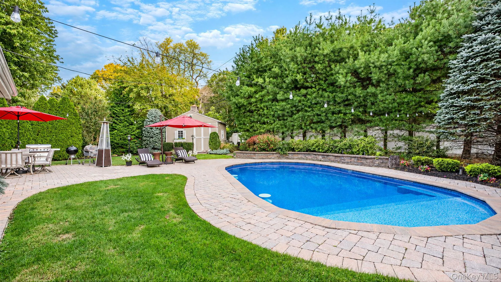 26 Glen Lane, Smithtown, NY, 4 Bedrooms Bedrooms, 11 Rooms Rooms,3 BathroomsBathrooms,Residential,For Rent,Glen,0,1060427 26 Glen Lane, Smithtown, NY, 4 Bedrooms Bedrooms, 11 Rooms Rooms,3 BathroomsBathrooms,Residential,For Rent,Glen,0,1060427