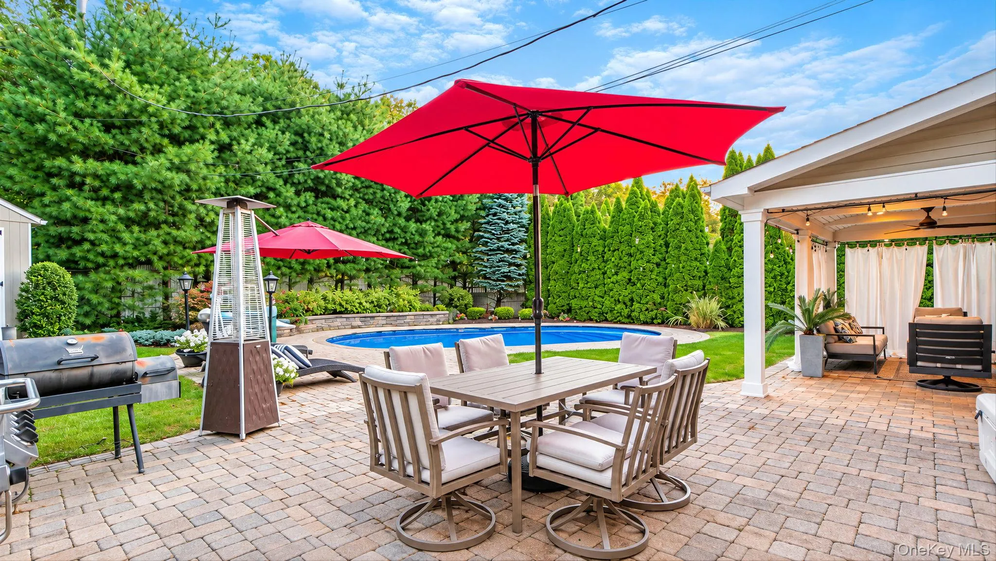 26 Glen Lane, Smithtown, NY, 4 Bedrooms Bedrooms, 11 Rooms Rooms,3 BathroomsBathrooms,Residential,For Rent,Glen,0,1060427 26 Glen Lane, Smithtown, NY, 4 Bedrooms Bedrooms, 11 Rooms Rooms,3 BathroomsBathrooms,Residential,For Rent,Glen,0,1060427