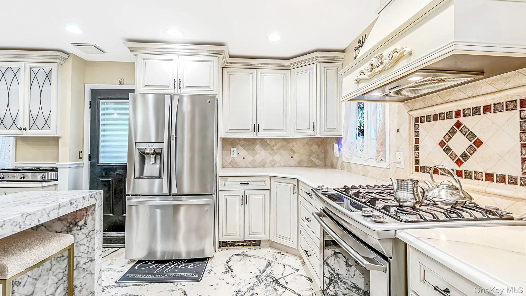 26 Glen Lane, Smithtown, NY, 4 Bedrooms Bedrooms, 11 Rooms Rooms,3 BathroomsBathrooms,Residential,For Rent,Glen,0,1060427 26 Glen Lane, Smithtown, NY, 4 Bedrooms Bedrooms, 11 Rooms Rooms,3 BathroomsBathrooms,Residential,For Rent,Glen,0,1060427