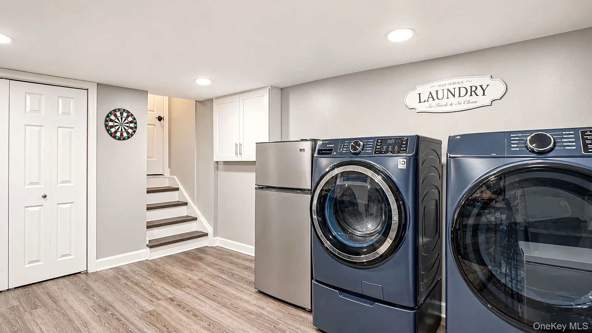 26 Glen Lane, Smithtown, NY, 4 Bedrooms Bedrooms, 11 Rooms Rooms,3 BathroomsBathrooms,Residential,For Rent,Glen,0,1060427 26 Glen Lane, Smithtown, NY, 4 Bedrooms Bedrooms, 11 Rooms Rooms,3 BathroomsBathrooms,Residential,For Rent,Glen,0,1060427