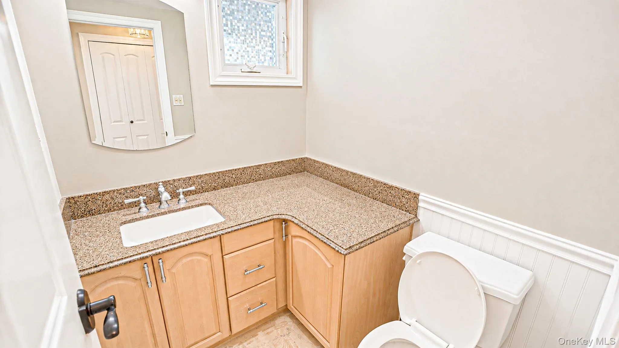 26 Glen Lane, Smithtown, NY, 4 Bedrooms Bedrooms, 11 Rooms Rooms,3 BathroomsBathrooms,Residential,For Rent,Glen,0,1060427 26 Glen Lane, Smithtown, NY, 4 Bedrooms Bedrooms, 11 Rooms Rooms,3 BathroomsBathrooms,Residential,For Rent,Glen,0,1060427