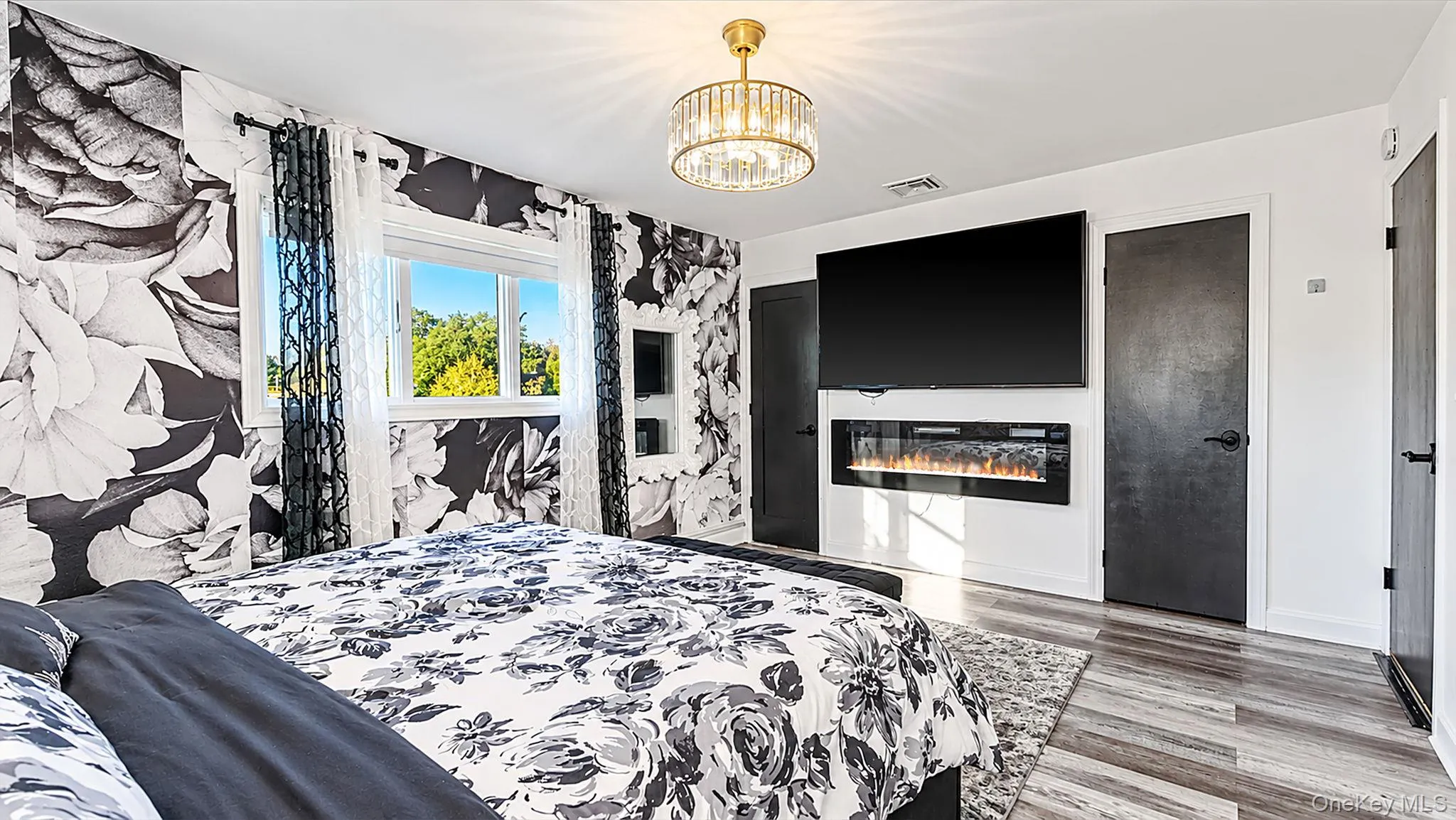 26 Glen Lane, Smithtown, NY, 4 Bedrooms Bedrooms, 11 Rooms Rooms,3 BathroomsBathrooms,Residential,For Rent,Glen,0,1060427 26 Glen Lane, Smithtown, NY, 4 Bedrooms Bedrooms, 11 Rooms Rooms,3 BathroomsBathrooms,Residential,For Rent,Glen,0,1060427