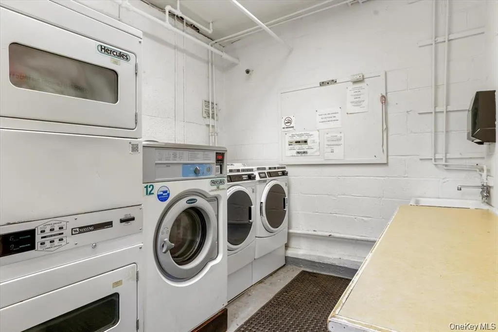 70 West Street, Harrison, NY, 1 Bedroom Bedrooms, 3 Room Rooms,1 BathroomBathrooms,Residential Lease,For Rent,West,0,1060435 70 West Street, Harrison, NY, 1 Bedroom Bedrooms, 3 Room Rooms,1 BathroomBathrooms,Residential Lease,For Rent,West,0,1060435