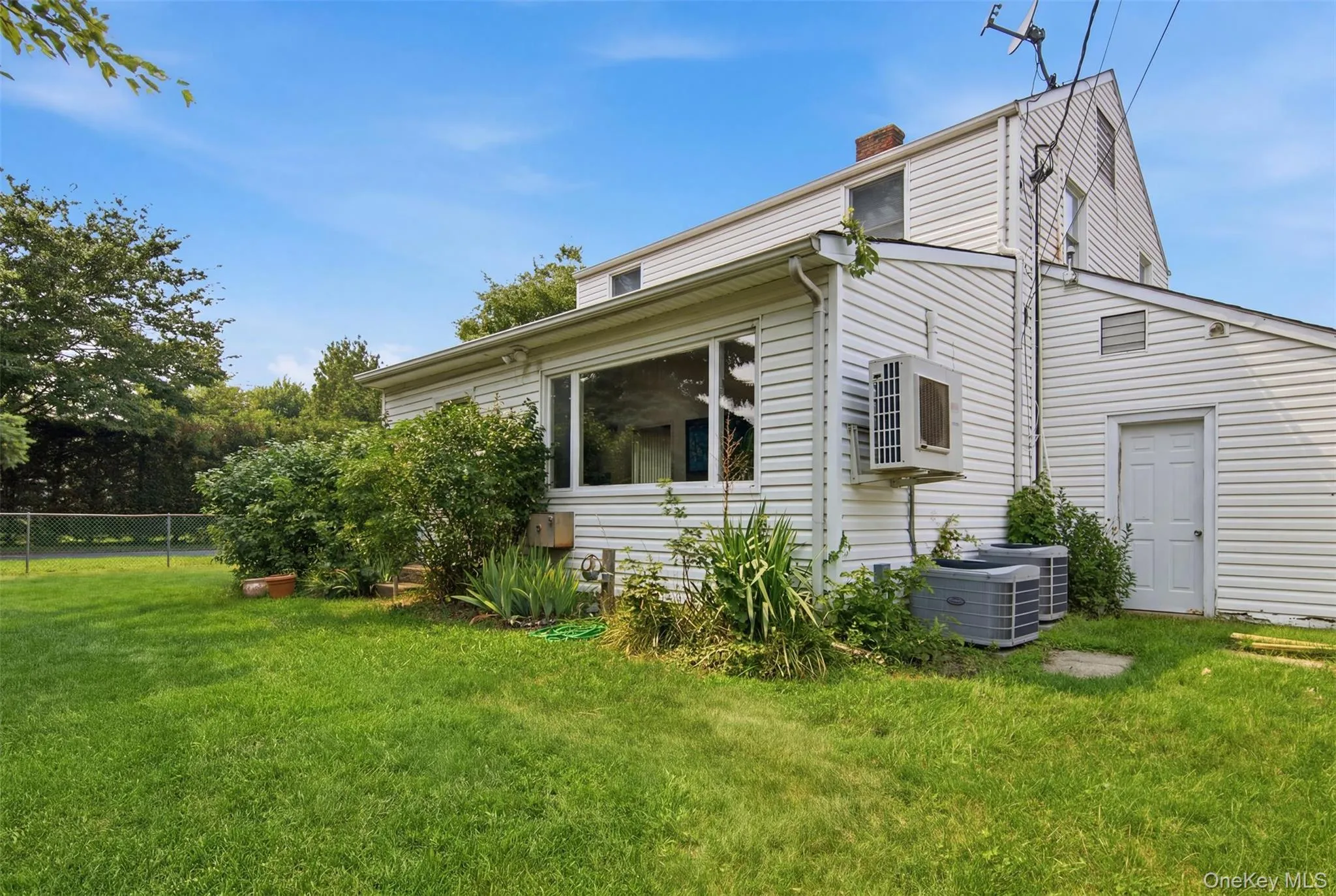 118 Magnolia Street, North Hempstead, NY, 3 Bedrooms Bedrooms, 6 Rooms Rooms,1 BathroomBathrooms,Residential,For Rent,Magnolia,0,1060446 118 Magnolia Street, North Hempstead, NY, 3 Bedrooms Bedrooms, 6 Rooms Rooms,1 BathroomBathrooms,Residential,For Rent,Magnolia,0,1060446