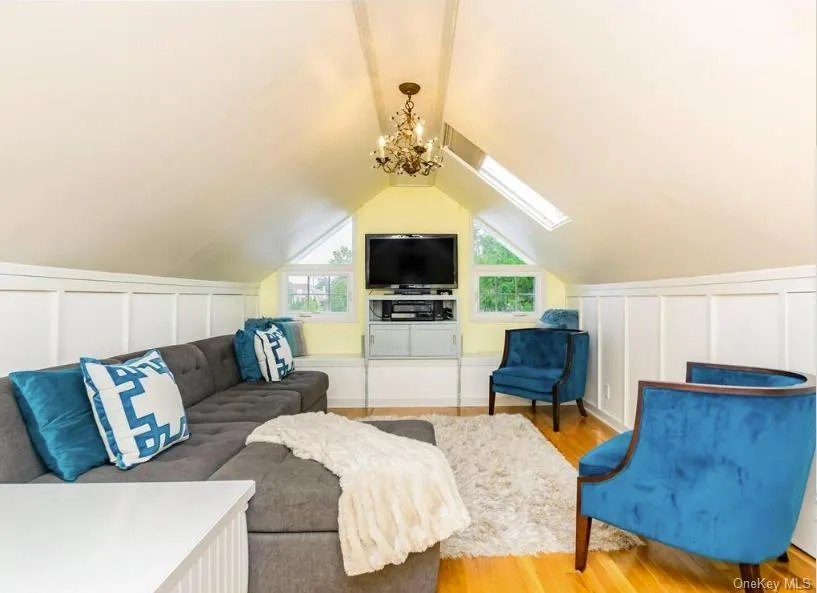115 Alexander Avenue, Greenburgh, NY, 3 Bedroom Bedrooms, 8 Room Rooms,2 BathroomBathrooms,Residential Lease,For Rent,Alexander,0,1060449 115 Alexander Avenue, Greenburgh, NY, 3 Bedroom Bedrooms, 8 Room Rooms,2 BathroomBathrooms,Residential Lease,For Rent,Alexander,0,1060449