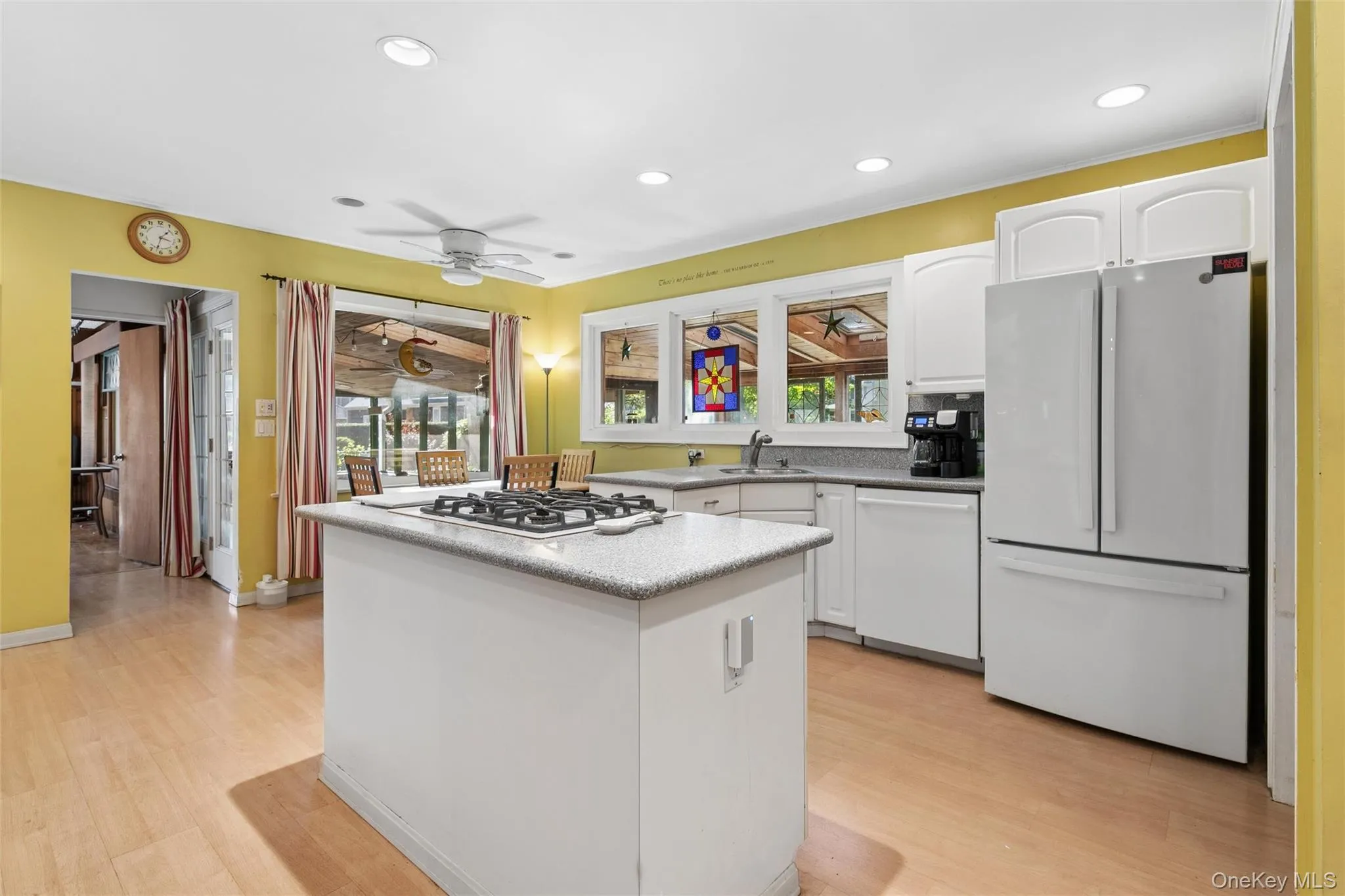 265 Jennings Avenue, Brookhaven, NY, 6 Bedrooms Bedrooms, 13 Rooms Rooms,4 BathroomsBathrooms,Residential,For Rent,Jennings,0,1060454 265 Jennings Avenue, Brookhaven, NY, 6 Bedrooms Bedrooms, 13 Rooms Rooms,4 BathroomsBathrooms,Residential,For Rent,Jennings,0,1060454