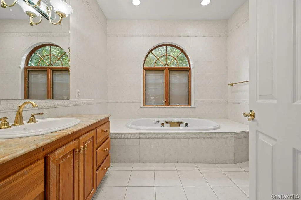 27 Mayer Drive, Ramapo, NY, 4 Bedrooms Bedrooms, 8 Rooms Rooms,3 BathroomsBathrooms,Residential,For Rent,Mayer,0,1060462 27 Mayer Drive, Ramapo, NY, 4 Bedrooms Bedrooms, 8 Rooms Rooms,3 BathroomsBathrooms,Residential,For Rent,Mayer,0,1060462