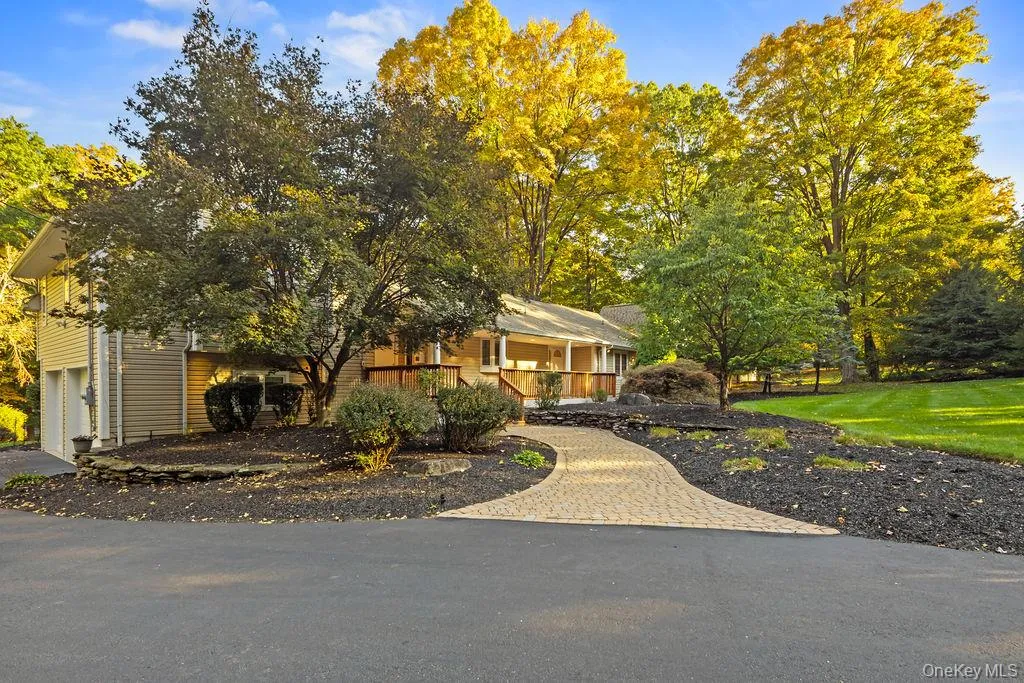 27 Mayer Drive, Ramapo, NY, 4 Bedrooms Bedrooms, 8 Rooms Rooms,3 BathroomsBathrooms,Residential,For Rent,Mayer,0,1060462 27 Mayer Drive, Ramapo, NY, 4 Bedrooms Bedrooms, 8 Rooms Rooms,3 BathroomsBathrooms,Residential,For Rent,Mayer,0,1060462