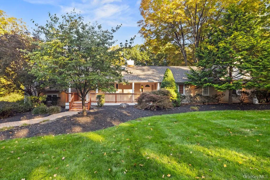 27 Mayer Drive, Ramapo, NY, 4 Bedrooms Bedrooms, 8 Rooms Rooms,3 BathroomsBathrooms,Residential,For Rent,Mayer,0,1060462 27 Mayer Drive, Ramapo, NY, 4 Bedrooms Bedrooms, 8 Rooms Rooms,3 BathroomsBathrooms,Residential,For Rent,Mayer,0,1060462