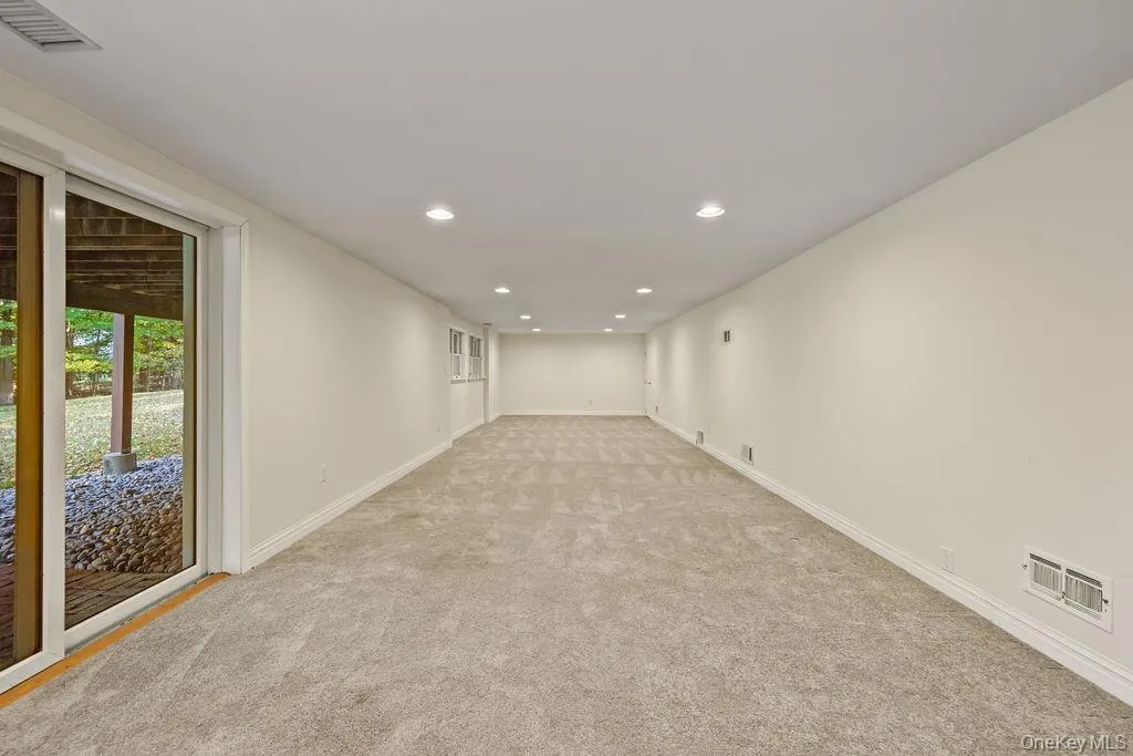 27 Mayer Drive, Ramapo, NY, 4 Bedrooms Bedrooms, 8 Rooms Rooms,3 BathroomsBathrooms,Residential,For Rent,Mayer,0,1060462 27 Mayer Drive, Ramapo, NY, 4 Bedrooms Bedrooms, 8 Rooms Rooms,3 BathroomsBathrooms,Residential,For Rent,Mayer,0,1060462