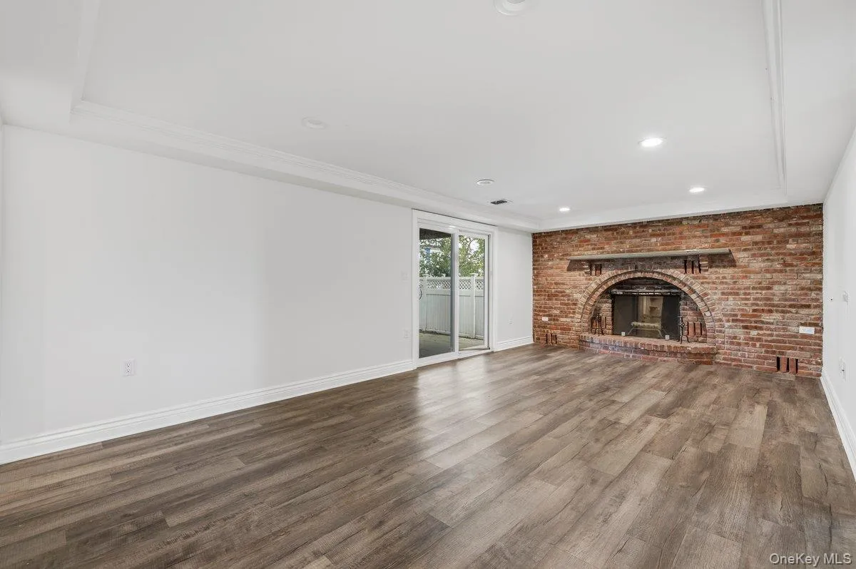 Large Den With Beautiful Wall To Wall, Wood Burning Fireplace Large Den With Beautiful Wall To Wall, Wood Burning Fireplace