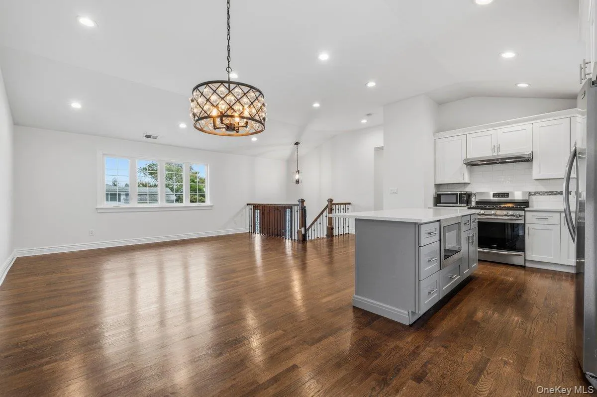 3314 Colony Drive, Hempstead, NY, 4 Bedrooms Bedrooms, 9 Rooms Rooms,2 BathroomsBathrooms,Residential,For Rent,Colony,0,1060464 3314 Colony Drive, Hempstead, NY, 4 Bedrooms Bedrooms, 9 Rooms Rooms,2 BathroomsBathrooms,Residential,For Rent,Colony,0,1060464