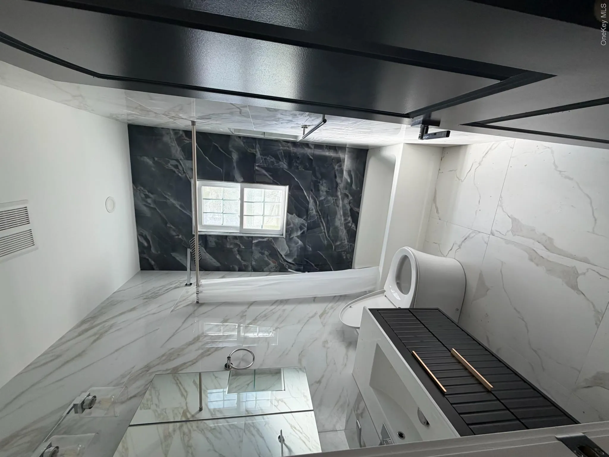 24712 139th Avenue, New York, NY, 5 Bedroom Bedrooms, 7 Room Rooms,3 BathroomBathrooms,Residential Lease,For Rent,139th,0,1060469 24712 139th Avenue, New York, NY, 5 Bedroom Bedrooms, 7 Room Rooms,3 BathroomBathrooms,Residential Lease,For Rent,139th,0,1060469