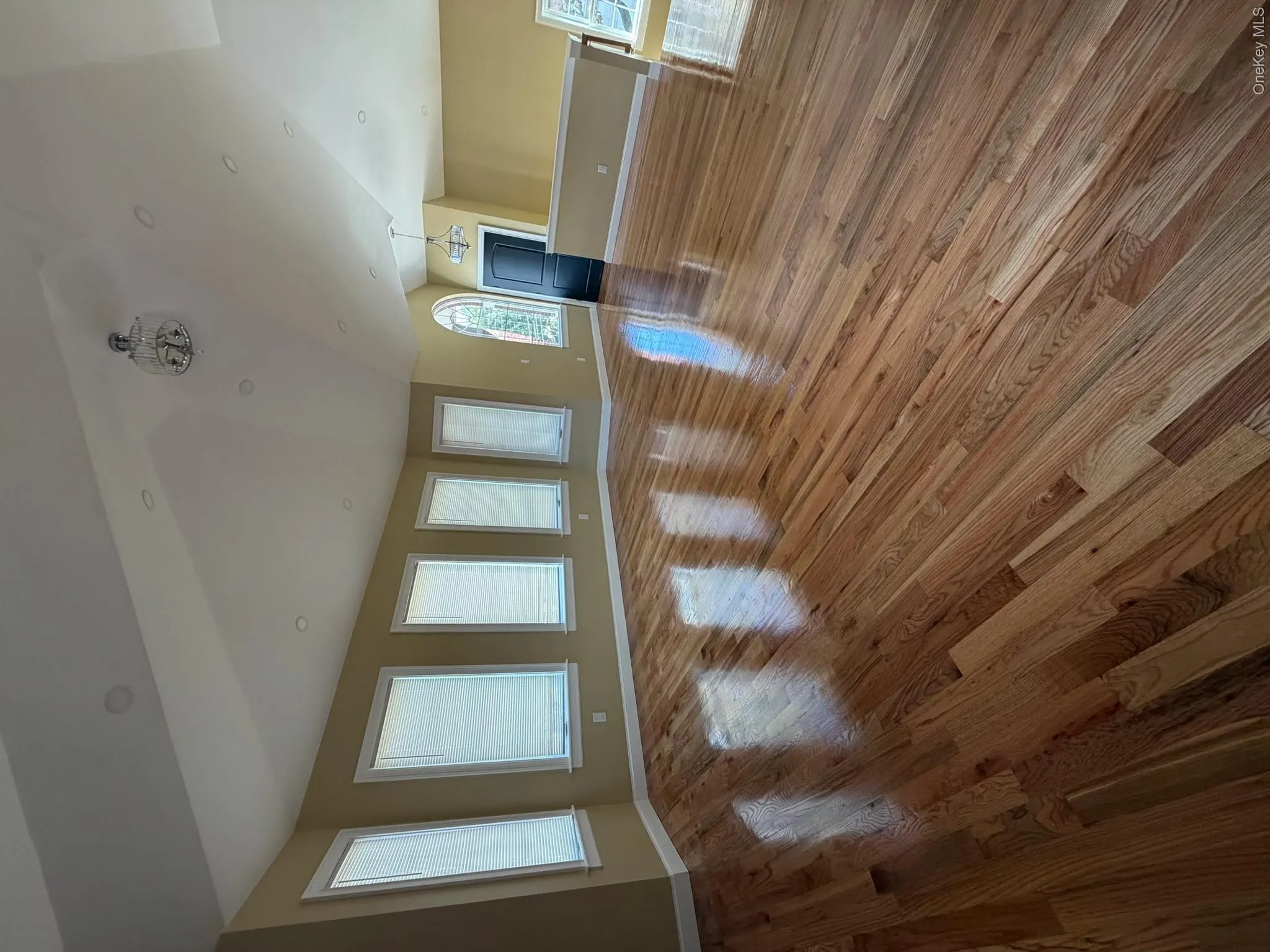 24712 139th Avenue, New York, NY, 5 Bedroom Bedrooms, 7 Room Rooms,3 BathroomBathrooms,Residential Lease,For Rent,139th,0,1060469 24712 139th Avenue, New York, NY, 5 Bedroom Bedrooms, 7 Room Rooms,3 BathroomBathrooms,Residential Lease,For Rent,139th,0,1060469