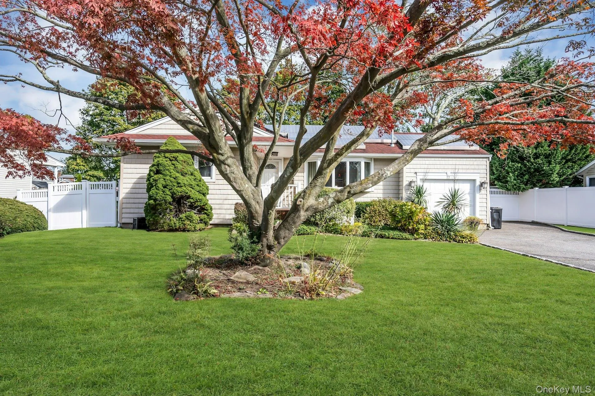 77 Jenkins Avenue, Babylon, NY, 3 Bedrooms Bedrooms, 5 Rooms Rooms,1 BathroomBathrooms,Residential,For Rent,Jenkins,0,1060470 77 Jenkins Avenue, Babylon, NY, 3 Bedrooms Bedrooms, 5 Rooms Rooms,1 BathroomBathrooms,Residential,For Rent,Jenkins,0,1060470