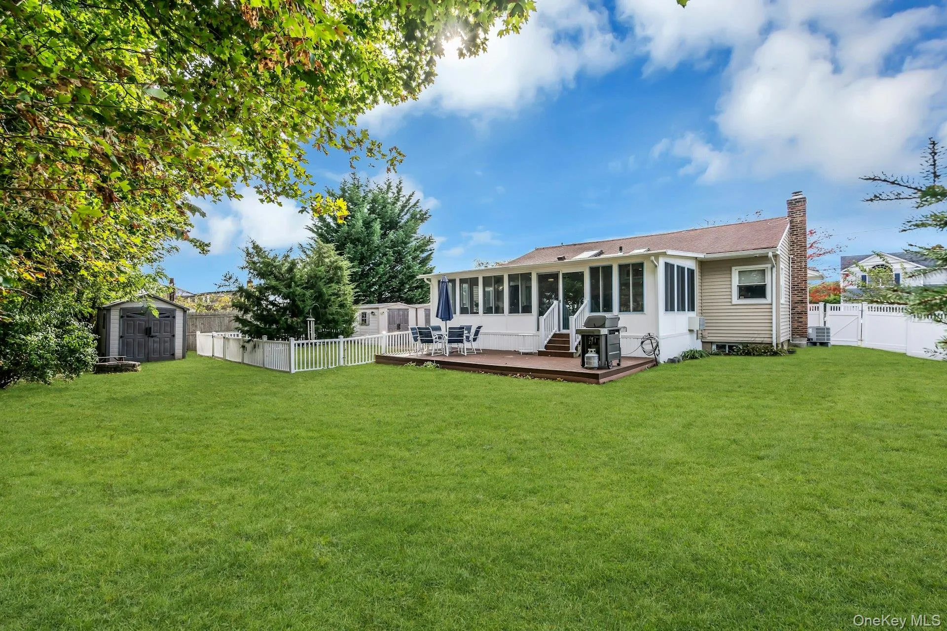 77 Jenkins Avenue, Babylon, NY, 3 Bedrooms Bedrooms, 5 Rooms Rooms,1 BathroomBathrooms,Residential,For Rent,Jenkins,0,1060470 77 Jenkins Avenue, Babylon, NY, 3 Bedrooms Bedrooms, 5 Rooms Rooms,1 BathroomBathrooms,Residential,For Rent,Jenkins,0,1060470