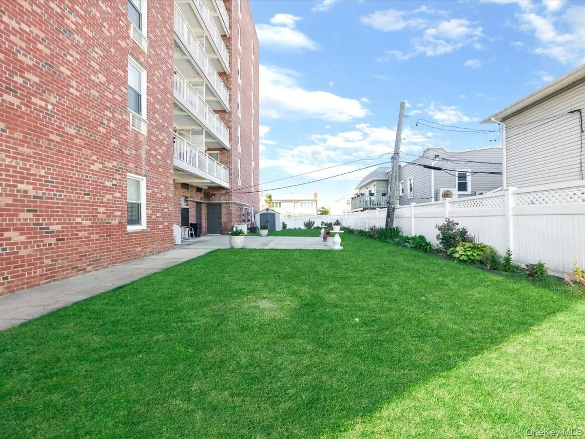 855 Broadway, Long Beach, NY, 2 Bedrooms Bedrooms, 4 Rooms Rooms,1 BathroomBathrooms,Residential,For Rent,Broadway,0,1060473 855 Broadway, Long Beach, NY, 2 Bedrooms Bedrooms, 4 Rooms Rooms,1 BathroomBathrooms,Residential,For Rent,Broadway,0,1060473