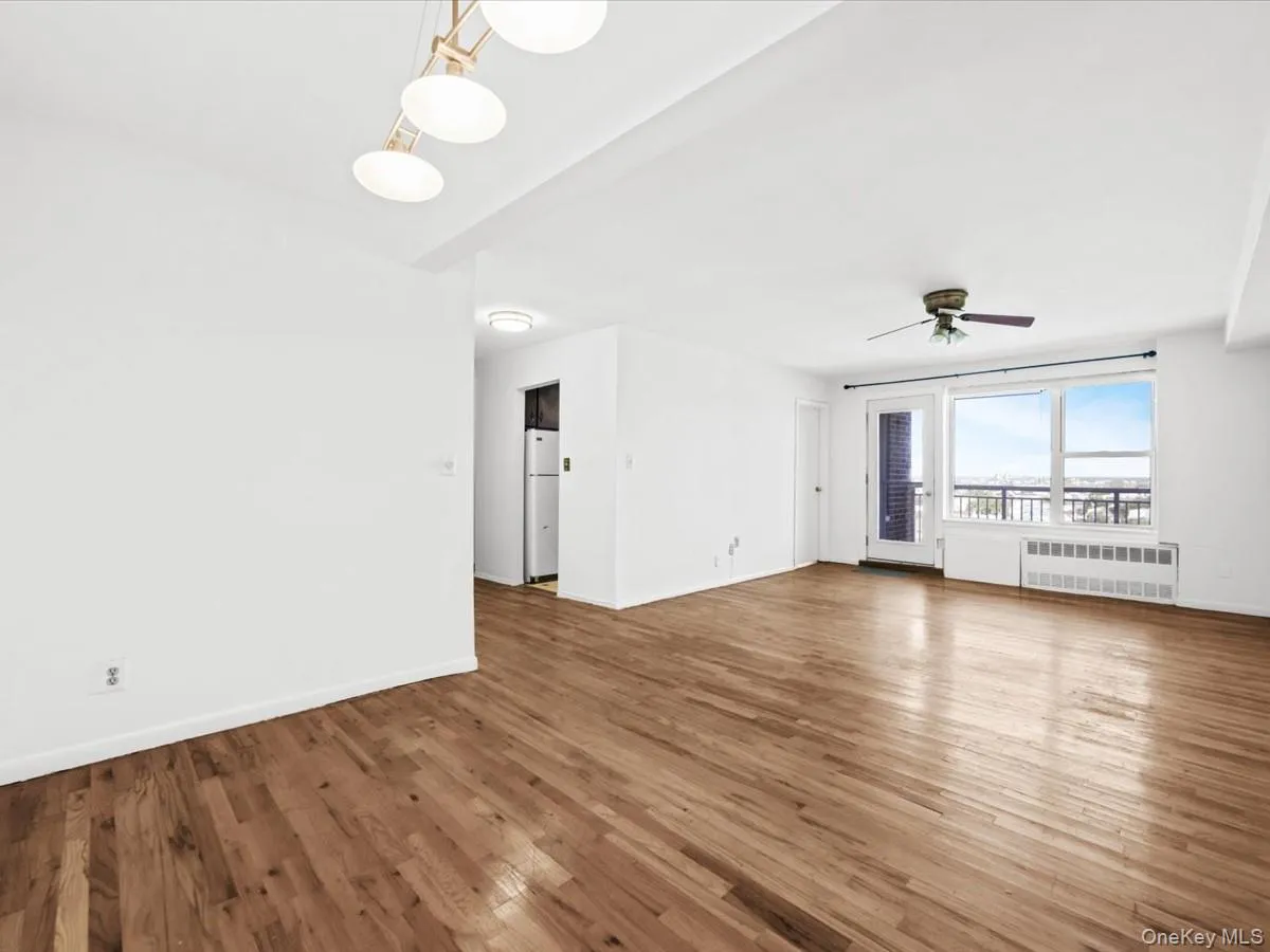 855 Broadway, Long Beach, NY, 2 Bedrooms Bedrooms, 4 Rooms Rooms,1 BathroomBathrooms,Residential,For Rent,Broadway,0,1060473 855 Broadway, Long Beach, NY, 2 Bedrooms Bedrooms, 4 Rooms Rooms,1 BathroomBathrooms,Residential,For Rent,Broadway,0,1060473