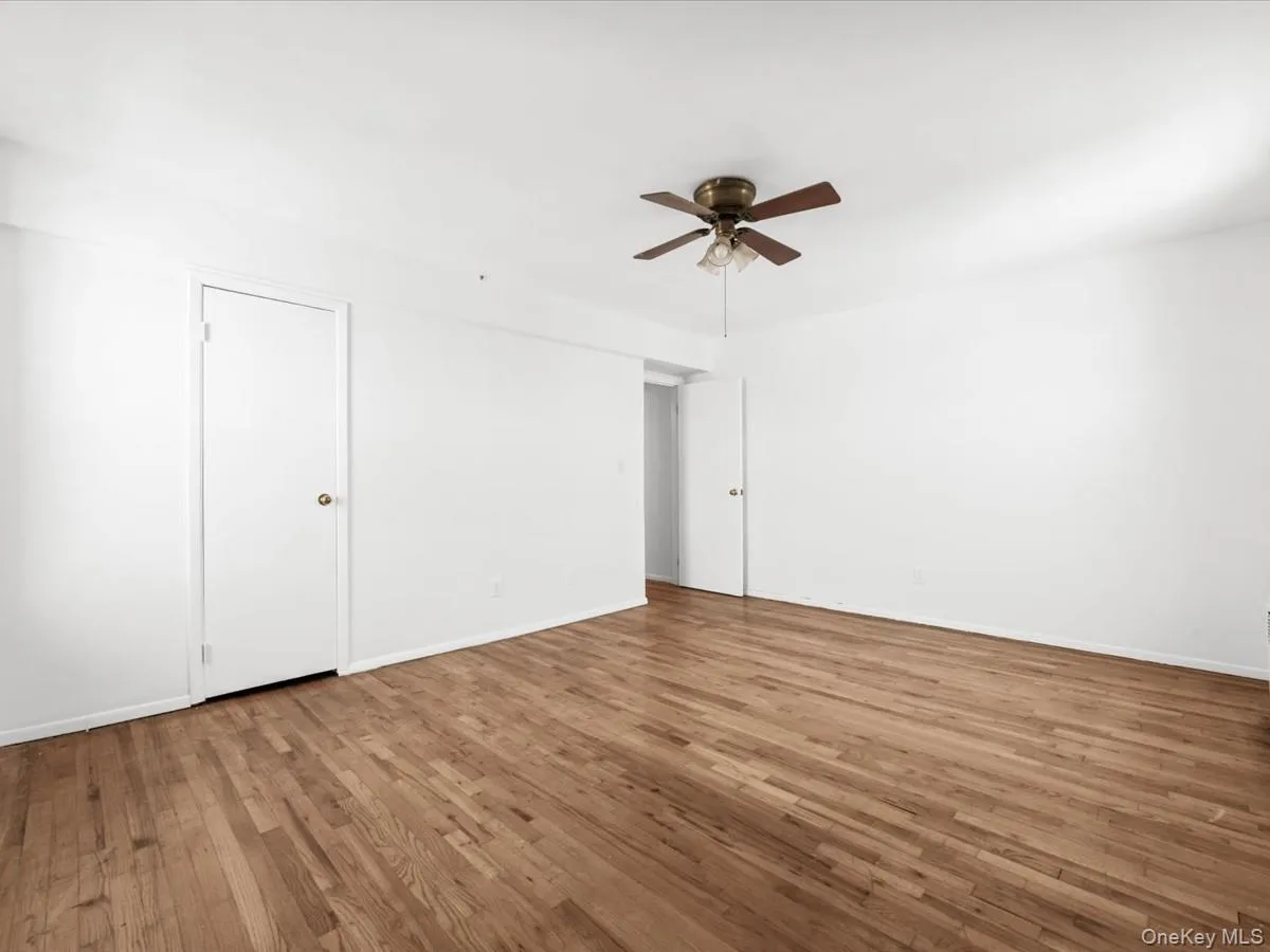 855 Broadway, Long Beach, NY, 2 Bedrooms Bedrooms, 4 Rooms Rooms,1 BathroomBathrooms,Residential,For Rent,Broadway,0,1060473 855 Broadway, Long Beach, NY, 2 Bedrooms Bedrooms, 4 Rooms Rooms,1 BathroomBathrooms,Residential,For Rent,Broadway,0,1060473