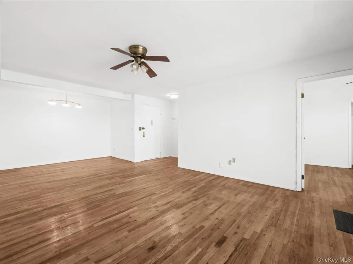 855 Broadway, Long Beach, NY, 2 Bedrooms Bedrooms, 4 Rooms Rooms,1 BathroomBathrooms,Residential,For Rent,Broadway,0,1060473 855 Broadway, Long Beach, NY, 2 Bedrooms Bedrooms, 4 Rooms Rooms,1 BathroomBathrooms,Residential,For Rent,Broadway,0,1060473