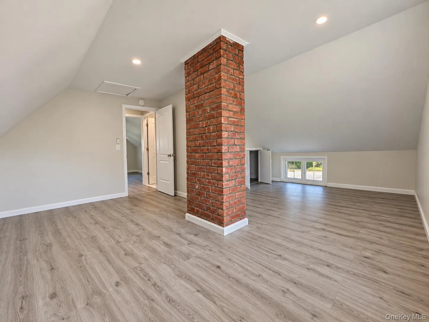 55 Acre Lane, Oyster Bay, NY, 4 Bedroom Bedrooms, 6 Room Rooms,2 BathroomBathrooms,Residential Lease,For Rent,Acre,0,1060477 55 Acre Lane, Oyster Bay, NY, 4 Bedroom Bedrooms, 6 Room Rooms,2 BathroomBathrooms,Residential Lease,For Rent,Acre,0,1060477