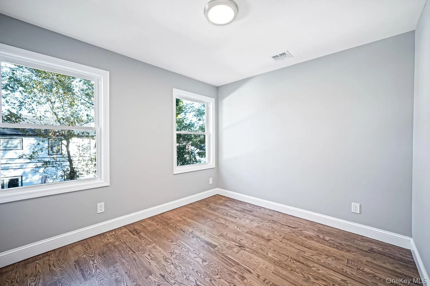 110 Bayberry Lane, Hempstead, NY, 5 Bedrooms Bedrooms, 8 Rooms Rooms,3 BathroomsBathrooms,Residential,For Rent,Bayberry,0,1060478 110 Bayberry Lane, Hempstead, NY, 5 Bedrooms Bedrooms, 8 Rooms Rooms,3 BathroomsBathrooms,Residential,For Rent,Bayberry,0,1060478