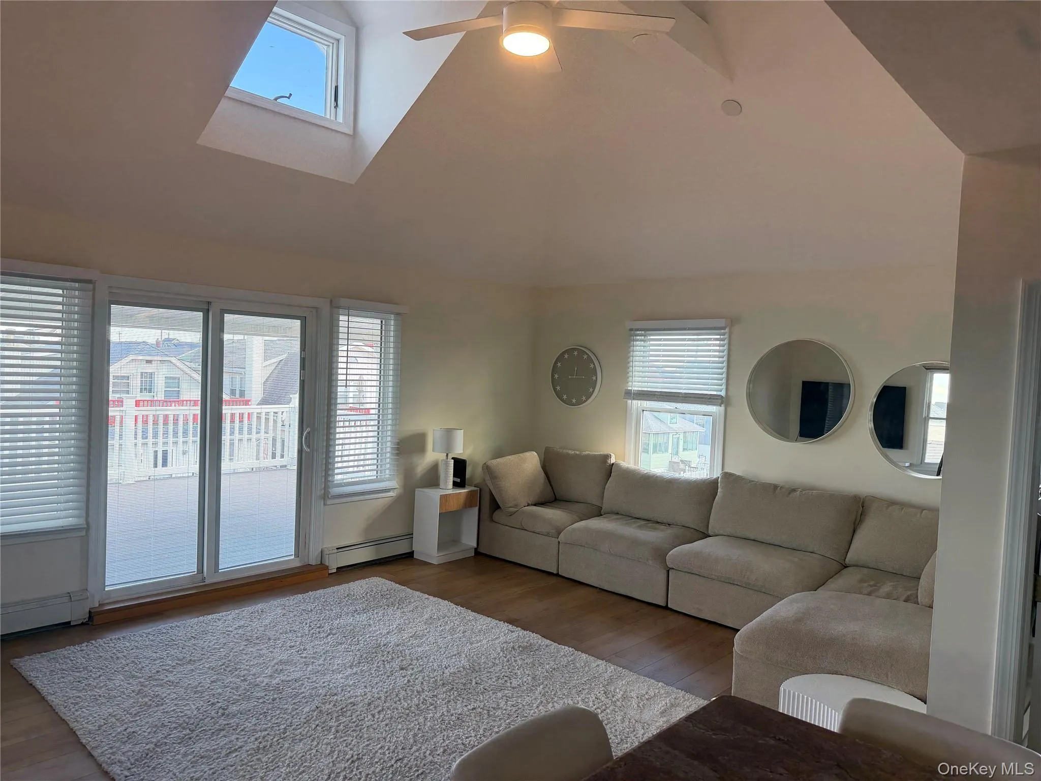 39 indiana Avenue, Long Beach, NY, 2 Bedroom Bedrooms, 4 Room Rooms,1 BathroomBathrooms,Residential Lease,For Rent,indiana,0,1060479 39 indiana Avenue, Long Beach, NY, 2 Bedroom Bedrooms, 4 Room Rooms,1 BathroomBathrooms,Residential Lease,For Rent,indiana,0,1060479