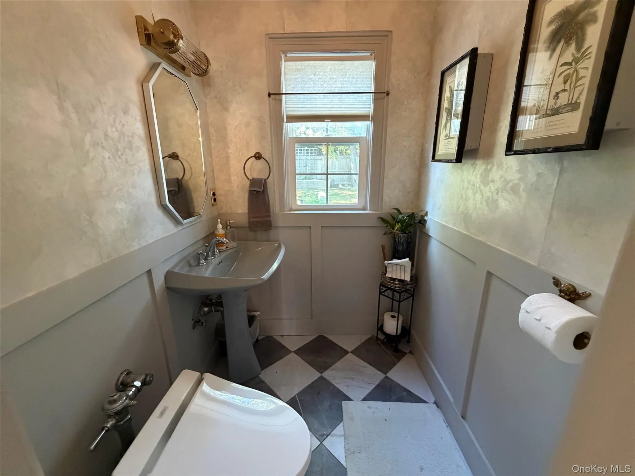 1st fl powder room 1st fl powder room