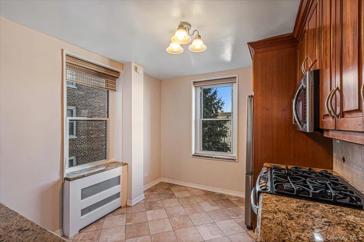 211-65 23rd. Avenue, New York, NY, 2 Bedrooms Bedrooms, 5 Rooms Rooms,1 BathroomBathrooms,Residential,For Rent,Avenue,0,1060490 211-65 23rd. Avenue, New York, NY, 2 Bedrooms Bedrooms, 5 Rooms Rooms,1 BathroomBathrooms,Residential,For Rent,Avenue,0,1060490