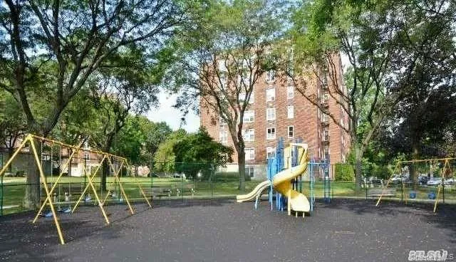 211-65 23rd. Avenue, New York, NY, 2 Bedrooms Bedrooms, 5 Rooms Rooms,1 BathroomBathrooms,Residential,For Rent,Avenue,0,1060490 211-65 23rd. Avenue, New York, NY, 2 Bedrooms Bedrooms, 5 Rooms Rooms,1 BathroomBathrooms,Residential,For Rent,Avenue,0,1060490