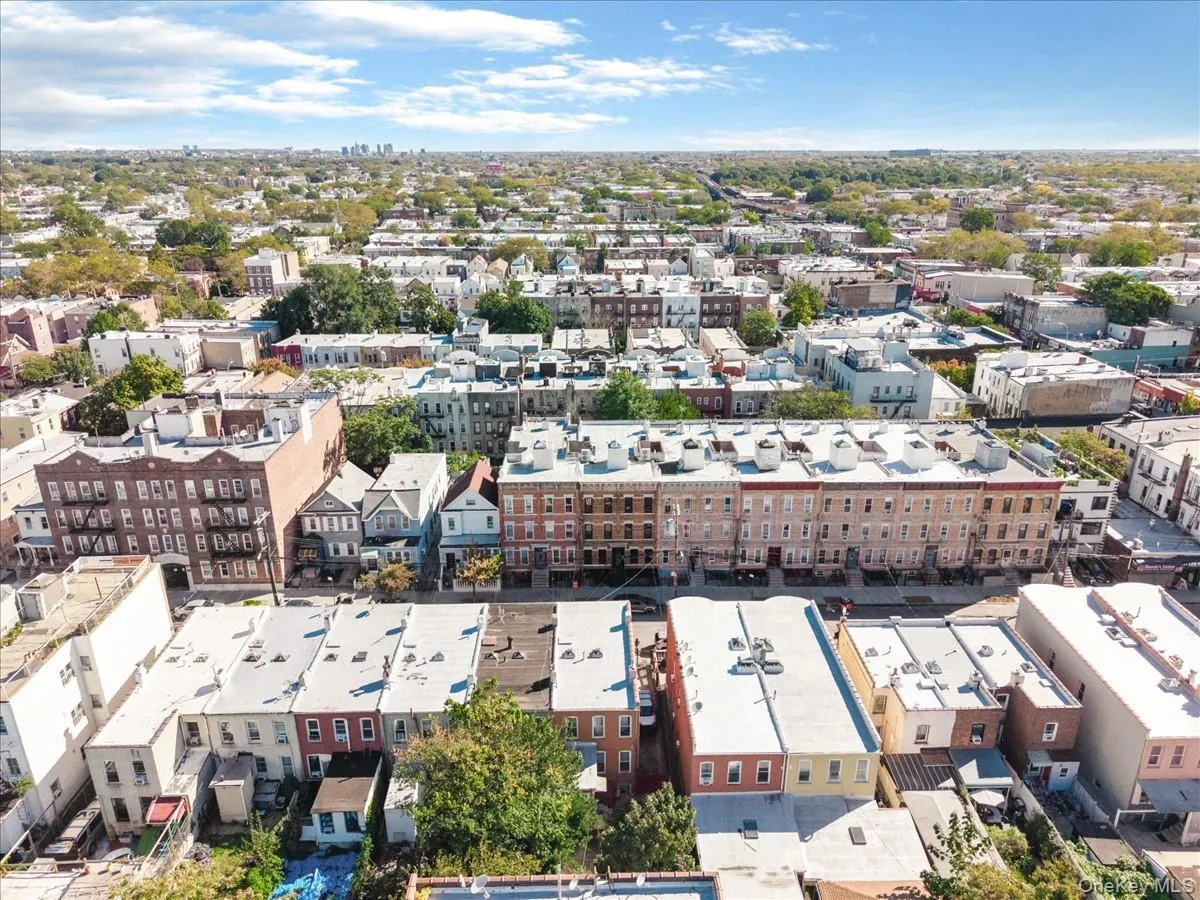 436 Lincoln Avenue, New York, NY, 5 Bedrooms Bedrooms, 11 Rooms Rooms,3 BathroomsBathrooms,Residential,For Rent,Lincoln,0,1060492 436 Lincoln Avenue, New York, NY, 5 Bedrooms Bedrooms, 11 Rooms Rooms,3 BathroomsBathrooms,Residential,For Rent,Lincoln,0,1060492