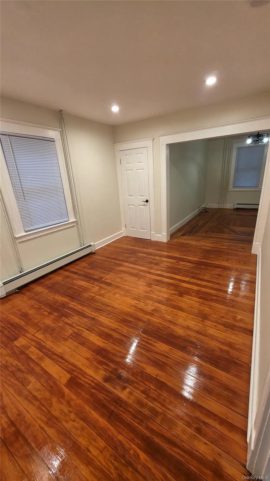 19 Walnut Avenue, Highlands, NY, 3 Bedroom Bedrooms, 7 Room Rooms,1 BathroomBathrooms,Residential Lease,For Rent,Walnut,0,1060493 19 Walnut Avenue, Highlands, NY, 3 Bedroom Bedrooms, 7 Room Rooms,1 BathroomBathrooms,Residential Lease,For Rent,Walnut,0,1060493