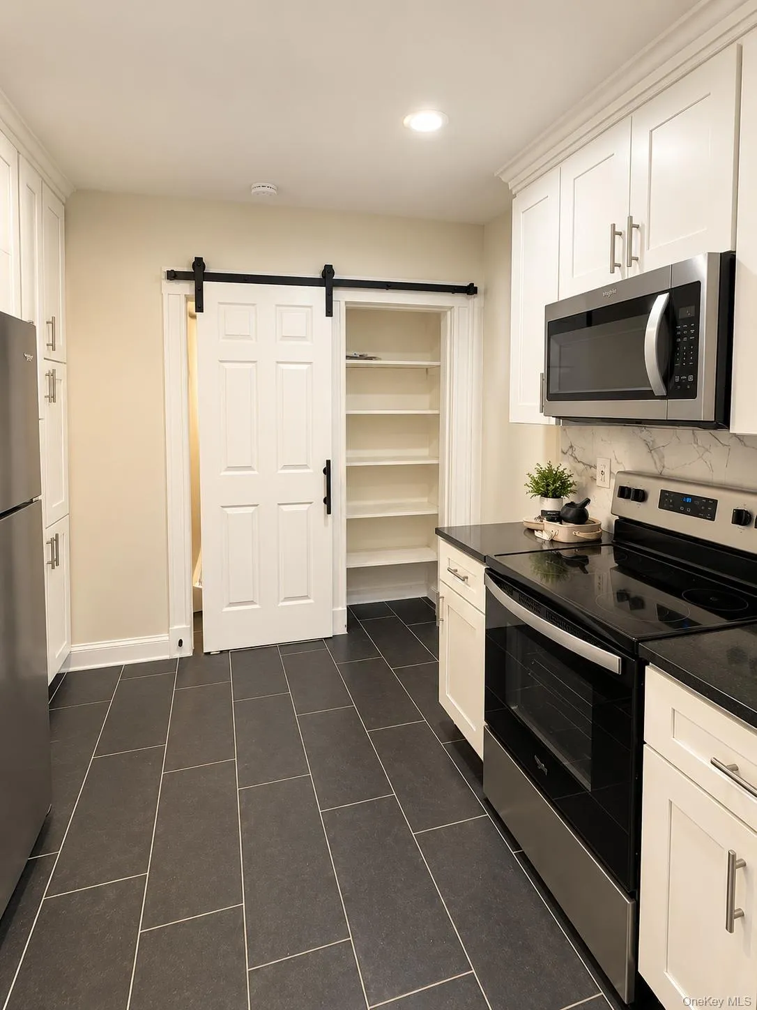 19 Walnut Avenue, Highlands, NY, 3 Bedrooms Bedrooms, 7 Rooms Rooms,1 BathroomBathrooms,Residential Lease,For Rent,Walnut,0,1060493 19 Walnut Avenue, Highlands, NY, 3 Bedrooms Bedrooms, 7 Rooms Rooms,1 BathroomBathrooms,Residential Lease,For Rent,Walnut,0,1060493