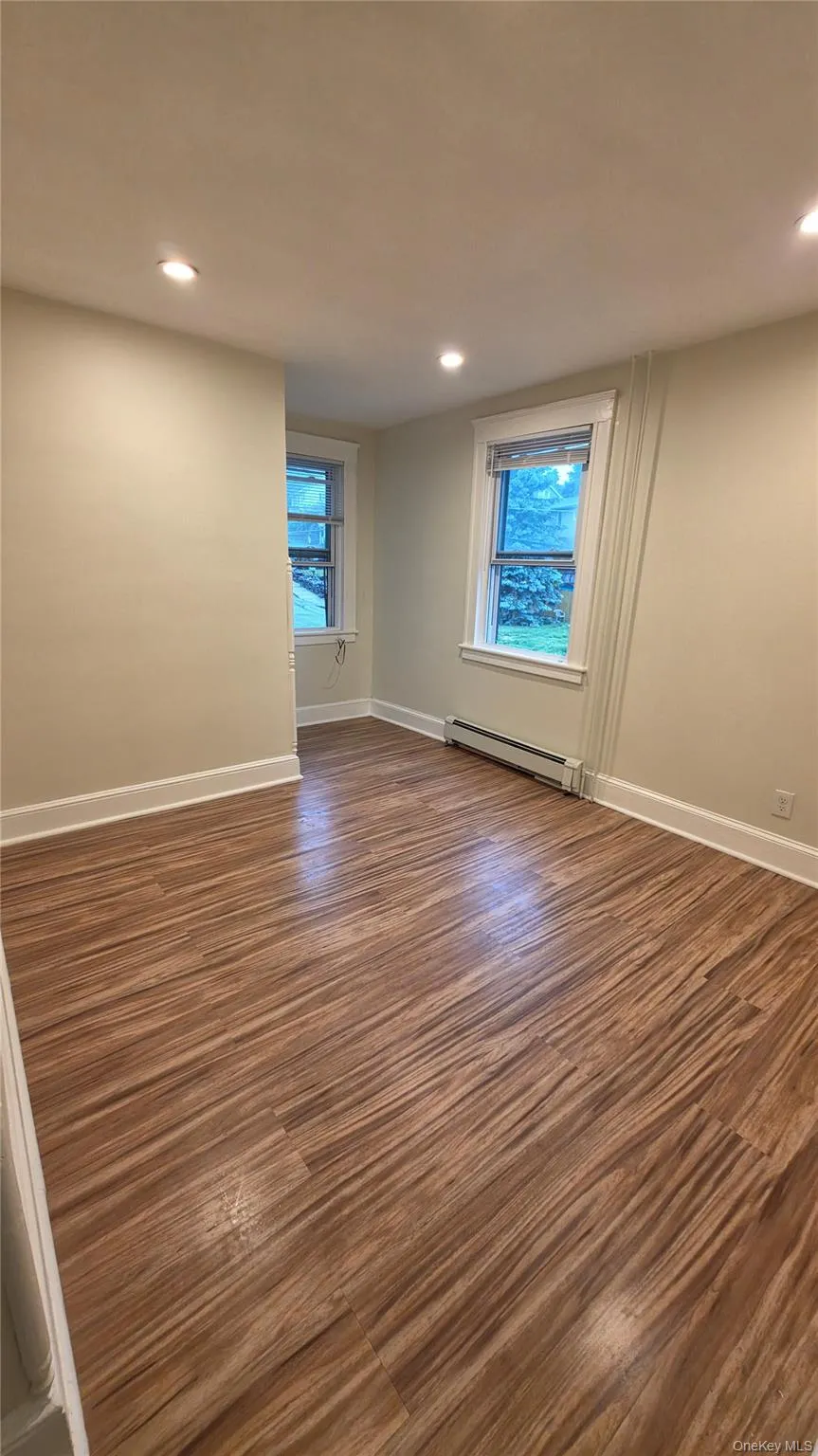 19 Walnut Avenue, Highlands, NY, 3 Bedroom Bedrooms, 7 Room Rooms,1 BathroomBathrooms,Residential Lease,For Rent,Walnut,0,1060493 19 Walnut Avenue, Highlands, NY, 3 Bedroom Bedrooms, 7 Room Rooms,1 BathroomBathrooms,Residential Lease,For Rent,Walnut,0,1060493
