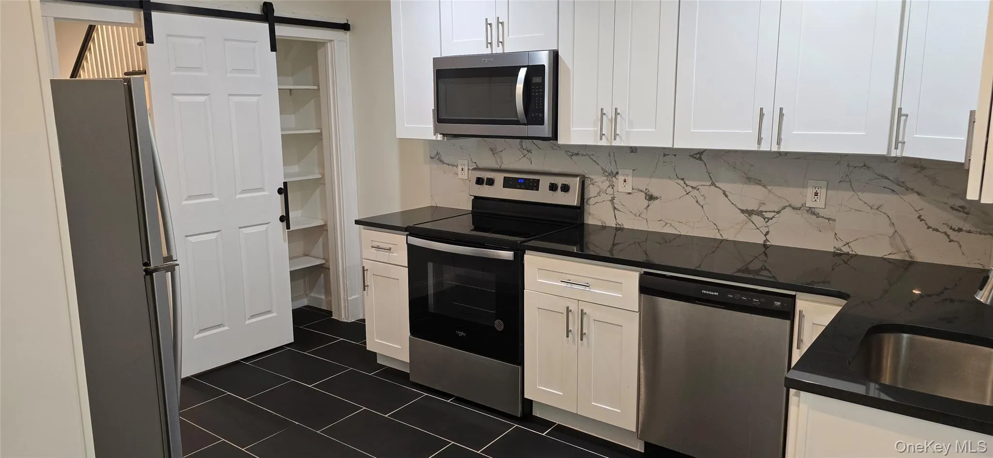 19 Walnut Avenue, Highlands, NY, 3 Bedroom Bedrooms, 7 Room Rooms,1 BathroomBathrooms,Residential Lease,For Rent,Walnut,0,1060493 19 Walnut Avenue, Highlands, NY, 3 Bedroom Bedrooms, 7 Room Rooms,1 BathroomBathrooms,Residential Lease,For Rent,Walnut,0,1060493