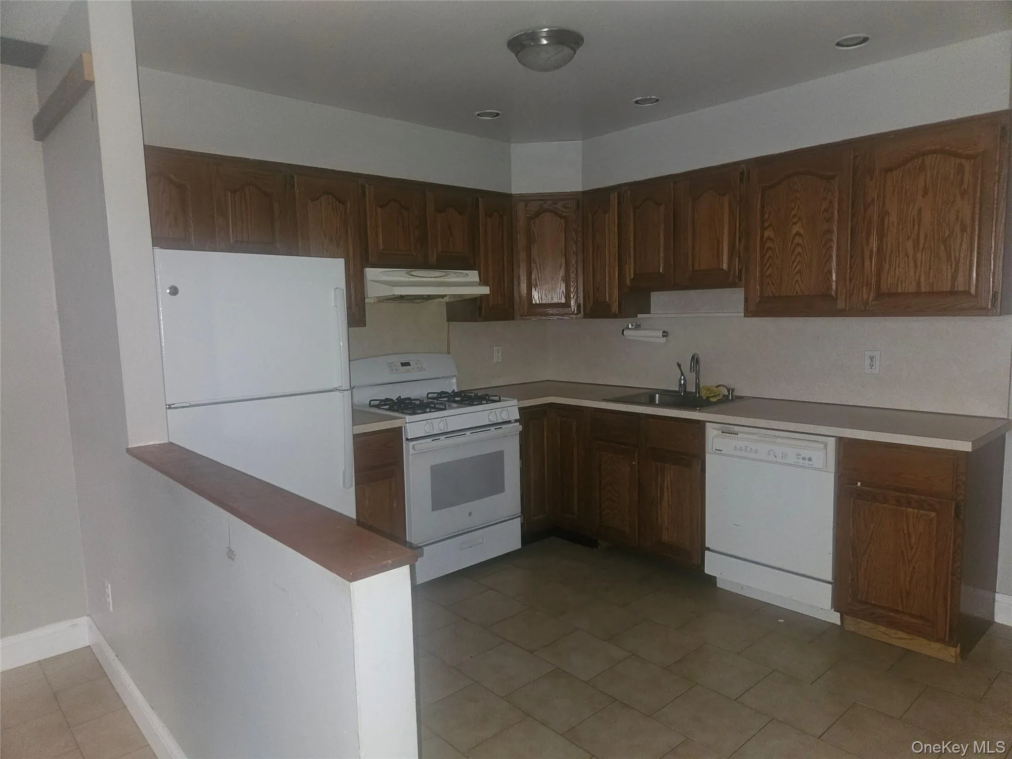 26 Main Street, Greenburgh, NY, 2 Bedrooms Bedrooms, 3 Rooms Rooms,1 BathroomBathrooms,Residential Lease,For Rent,Main,0,1060512 26 Main Street, Greenburgh, NY, 2 Bedrooms Bedrooms, 3 Rooms Rooms,1 BathroomBathrooms,Residential Lease,For Rent,Main,0,1060512
