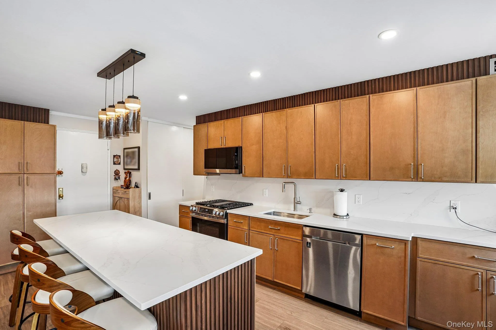 2 Bronxville Rd Rd, Yonkers, NY, 1 Bedroom Bedrooms, 2 Rooms Rooms,1 BathroomBathrooms,Residential,For Rent,Rd,0,1060513 2 Bronxville Rd Rd, Yonkers, NY, 1 Bedroom Bedrooms, 2 Rooms Rooms,1 BathroomBathrooms,Residential,For Rent,Rd,0,1060513