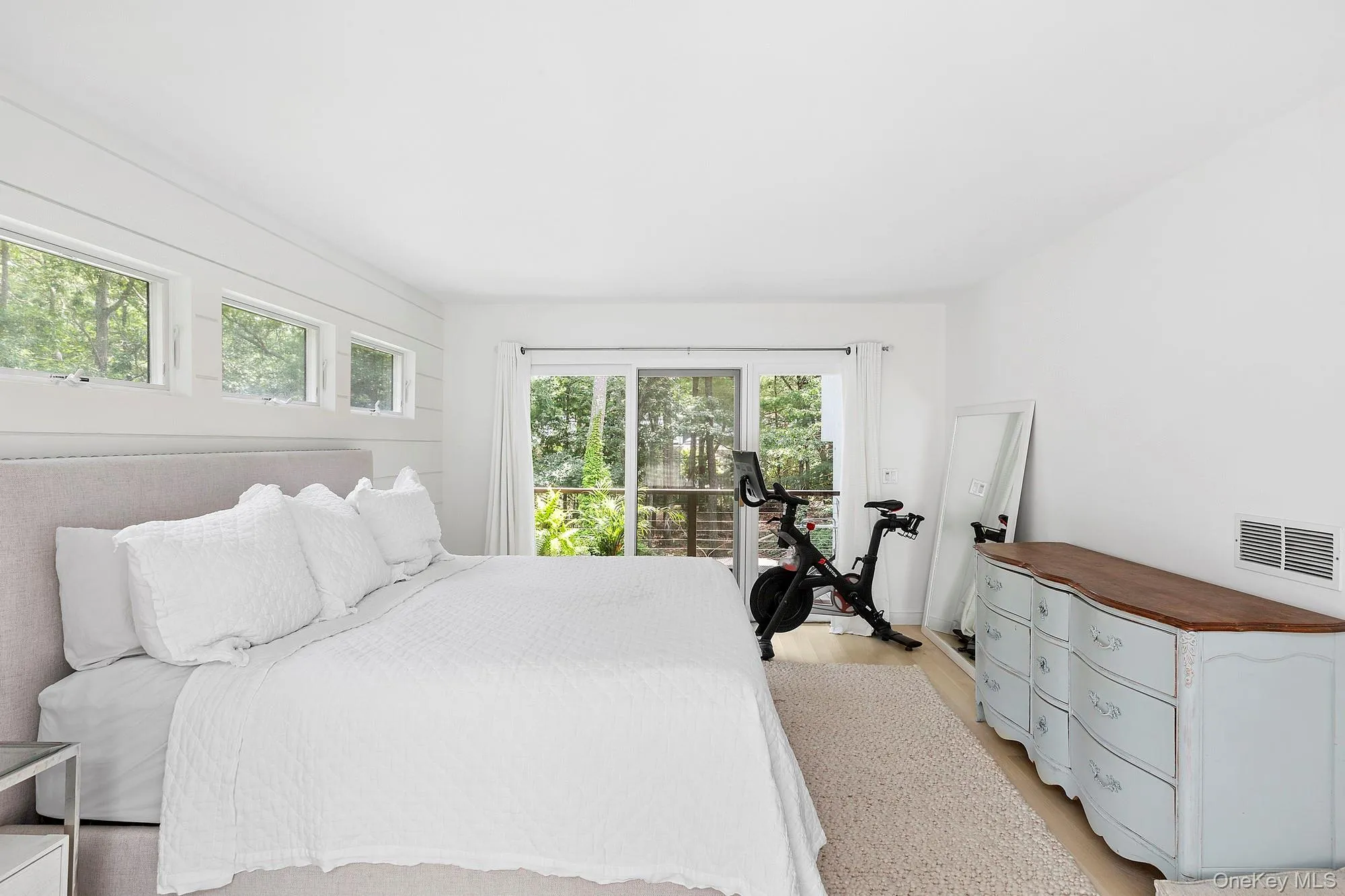 6 Woodland Way, Southampton, NY, 5 Bedroom Bedrooms, 10 Room Rooms,3 BathroomBathrooms,Residential Lease,For Rent,Woodland,0,1060520 6 Woodland Way, Southampton, NY, 5 Bedroom Bedrooms, 10 Room Rooms,3 BathroomBathrooms,Residential Lease,For Rent,Woodland,0,1060520