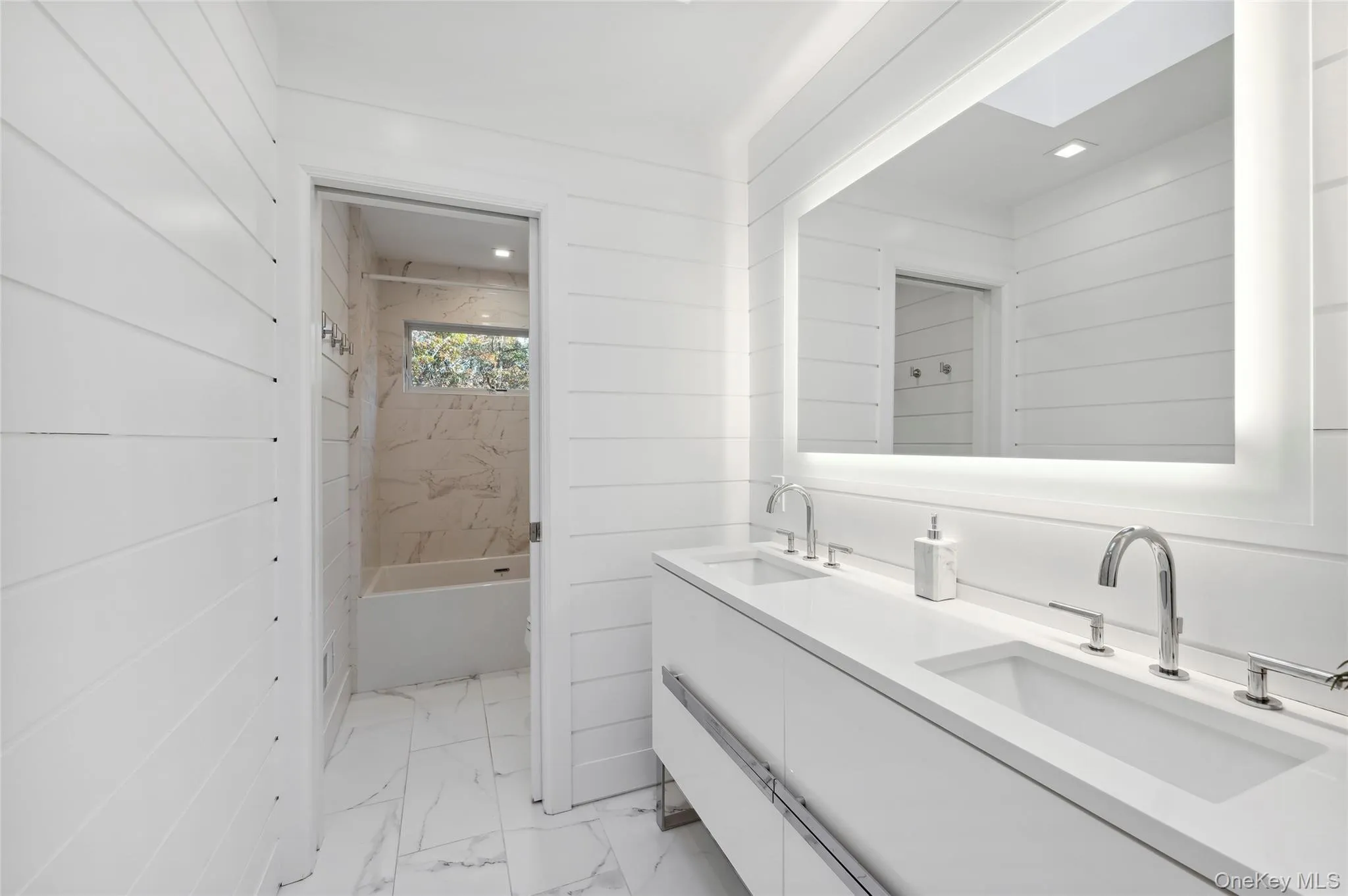 6 Woodland Way, Southampton, NY, 5 Bedroom Bedrooms, 10 Room Rooms,3 BathroomBathrooms,Residential Lease,For Rent,Woodland,0,1060520 6 Woodland Way, Southampton, NY, 5 Bedroom Bedrooms, 10 Room Rooms,3 BathroomBathrooms,Residential Lease,For Rent,Woodland,0,1060520