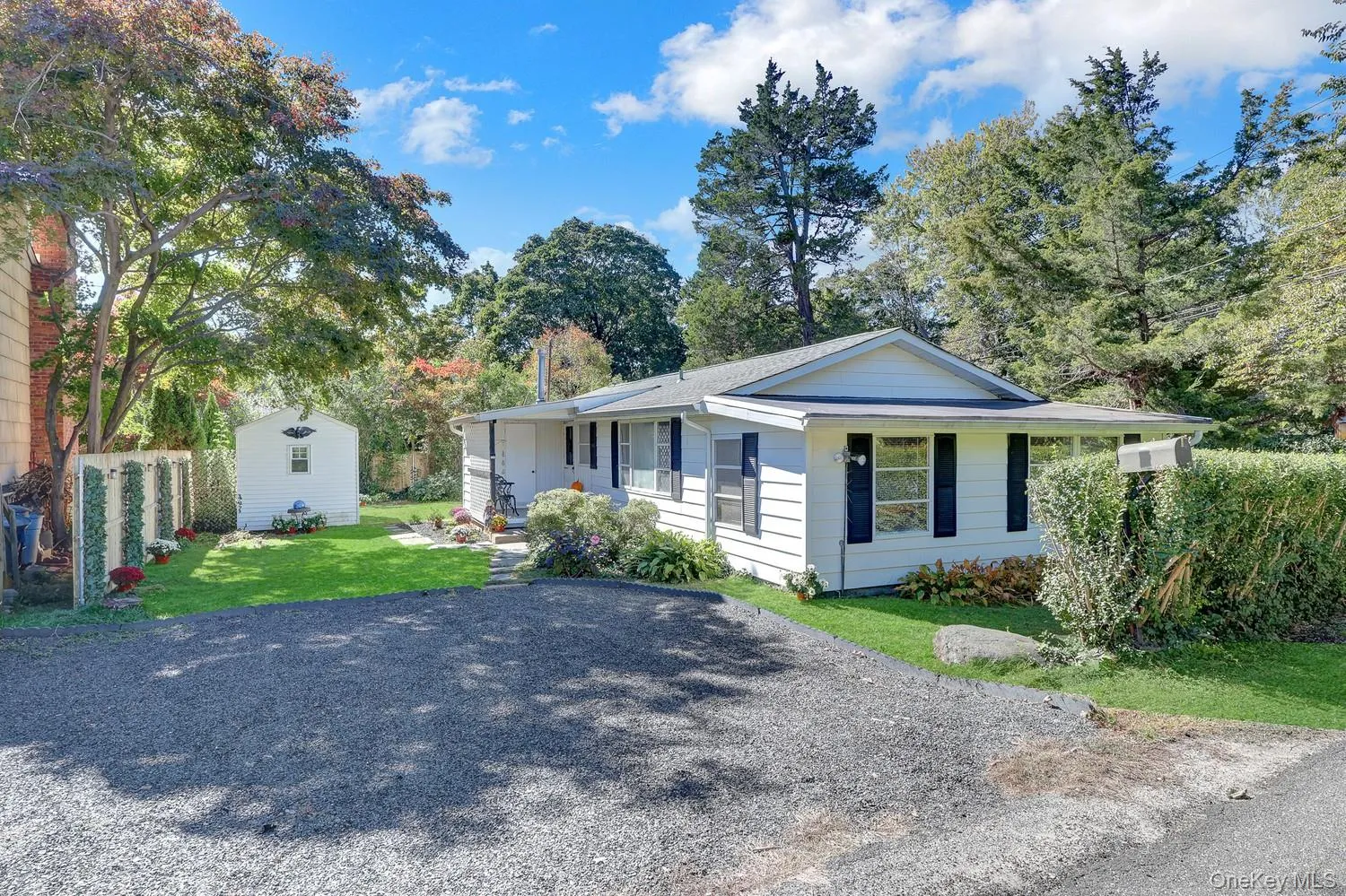 2 Lane I, Huntington, NY, 3 Bedrooms Bedrooms, 5 Rooms Rooms,2 BathroomsBathrooms,Residential,For Rent,Lane I,0,1060530 2 Lane I, Huntington, NY, 3 Bedrooms Bedrooms, 5 Rooms Rooms,2 BathroomsBathrooms,Residential,For Rent,Lane I,0,1060530