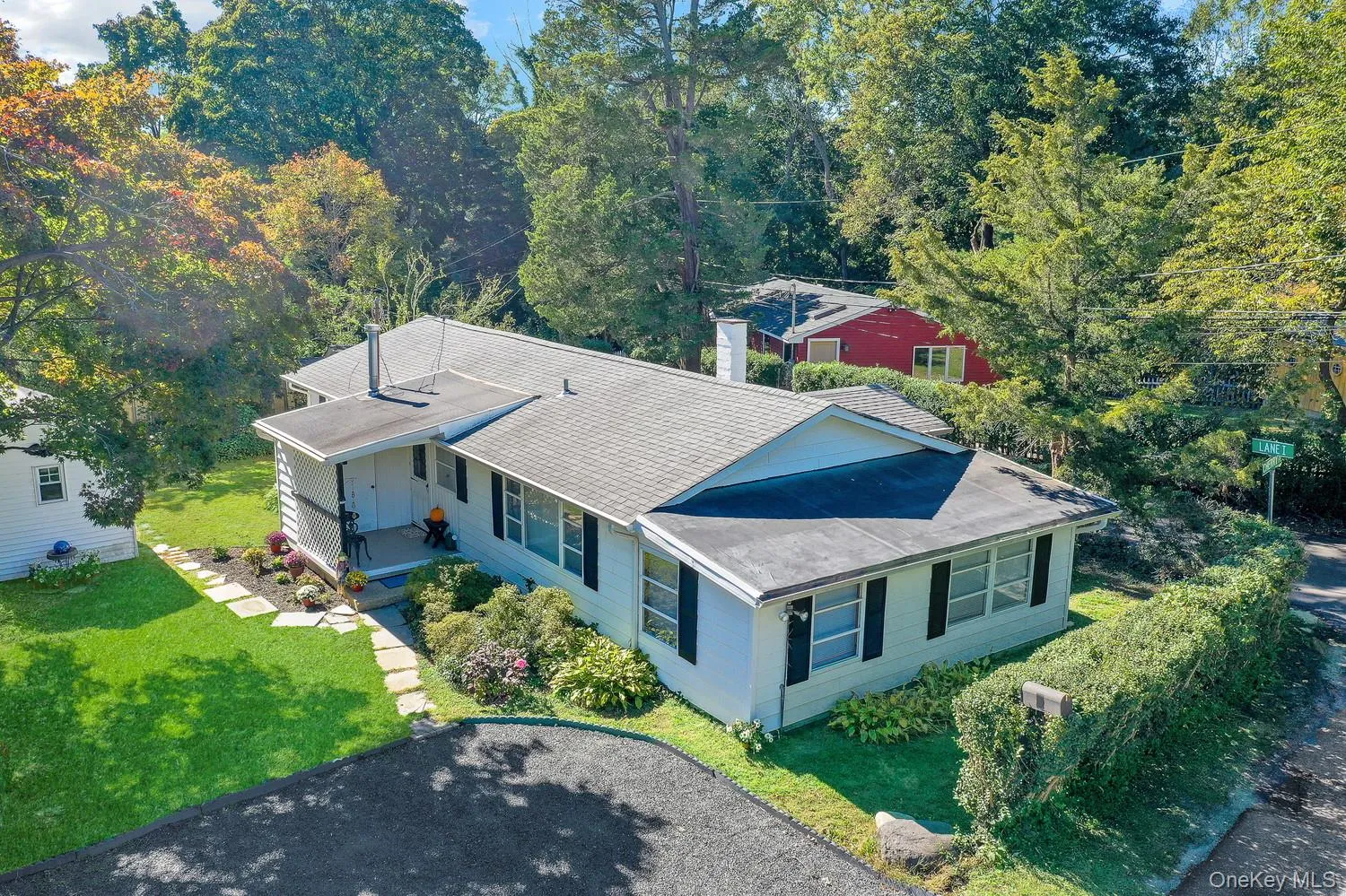 2 Lane I, Huntington, NY, 3 Bedrooms Bedrooms, 5 Rooms Rooms,2 BathroomsBathrooms,Residential,For Rent,Lane I,0,1060530 2 Lane I, Huntington, NY, 3 Bedrooms Bedrooms, 5 Rooms Rooms,2 BathroomsBathrooms,Residential,For Rent,Lane I,0,1060530