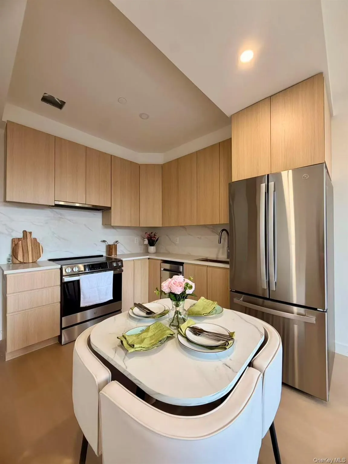 132-51 41st Road, New York, NY, 2 Bedrooms Bedrooms, 4 Rooms Rooms,2 BathroomsBathrooms,Residential,For Rent,41st,0,1060531 132-51 41st Road, New York, NY, 2 Bedrooms Bedrooms, 4 Rooms Rooms,2 BathroomsBathrooms,Residential,For Rent,41st,0,1060531