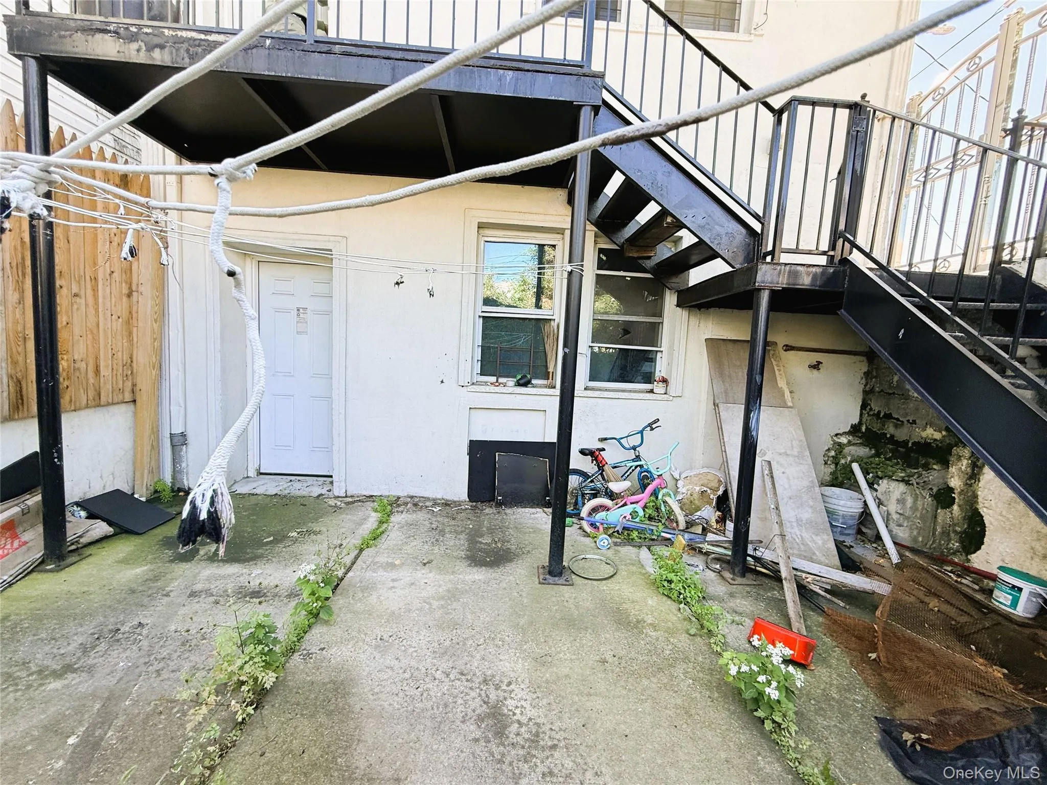 1484 Sutter Avenue, New York, NY, 3 Bedrooms Bedrooms, 6 Rooms Rooms,2 BathroomsBathrooms,Residential,For Rent,Sutter,0,1060532 1484 Sutter Avenue, New York, NY, 3 Bedrooms Bedrooms, 6 Rooms Rooms,2 BathroomsBathrooms,Residential,For Rent,Sutter,0,1060532