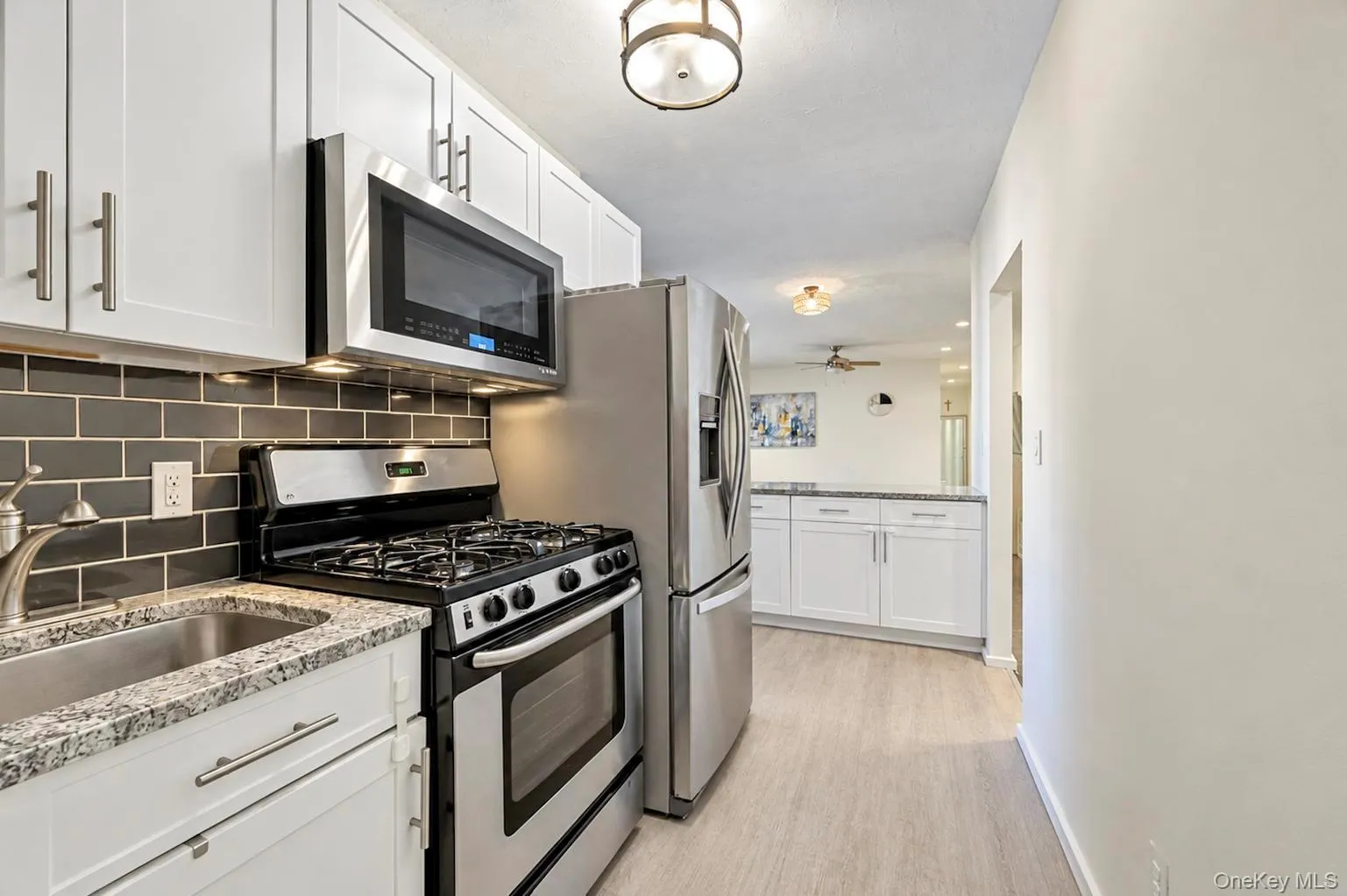 51-42 30th Avenue, New York, NY, 3 Bedrooms Bedrooms, 5 Rooms Rooms,1 BathroomBathrooms,Residential,For Rent,30th,0,1060533 51-42 30th Avenue, New York, NY, 3 Bedrooms Bedrooms, 5 Rooms Rooms,1 BathroomBathrooms,Residential,For Rent,30th,0,1060533