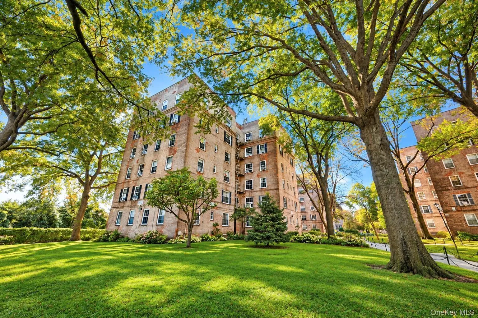 51-42 30th Avenue, New York, NY, 3 Bedrooms Bedrooms, 5 Rooms Rooms,1 BathroomBathrooms,Residential,For Rent,30th,0,1060533 51-42 30th Avenue, New York, NY, 3 Bedrooms Bedrooms, 5 Rooms Rooms,1 BathroomBathrooms,Residential,For Rent,30th,0,1060533