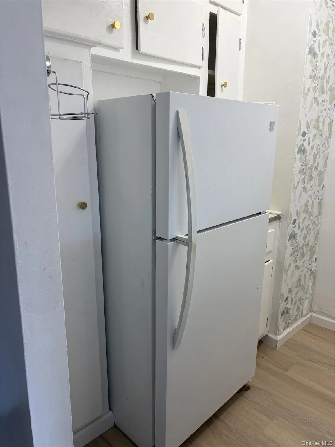 87-70 173rd Street, New York, NY, 1 Bedroom Bedrooms, 4 Rooms Rooms,1 BathroomBathrooms,Residential,For Rent,173rd,0,1060535 87-70 173rd Street, New York, NY, 1 Bedroom Bedrooms, 4 Rooms Rooms,1 BathroomBathrooms,Residential,For Rent,173rd,0,1060535