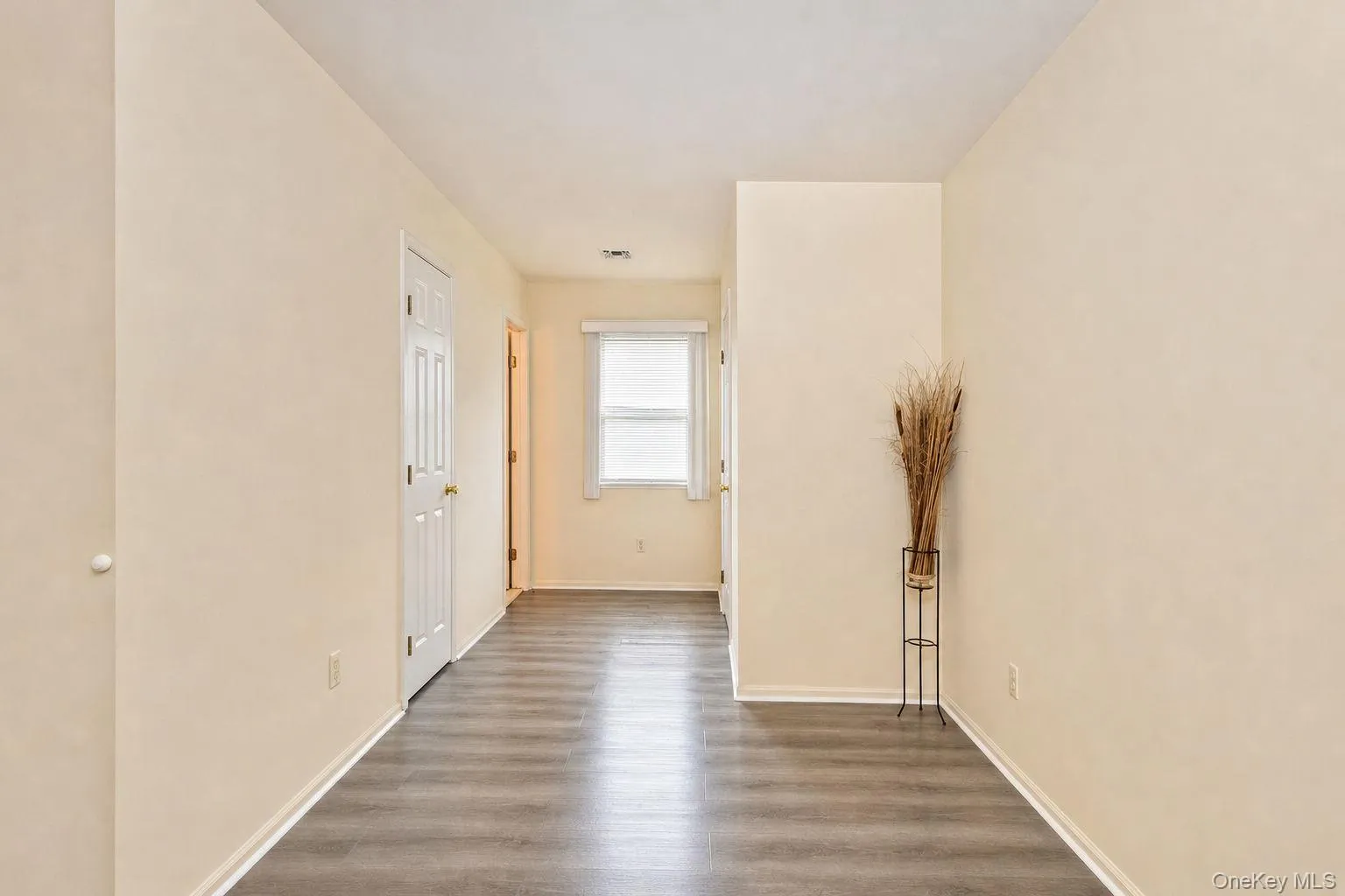 3 Emory Road, Woodbury, NY, 4 Bedrooms Bedrooms, 13 Rooms Rooms,2 BathroomsBathrooms,Residential,For Rent,Emory,0,1060542 3 Emory Road, Woodbury, NY, 4 Bedrooms Bedrooms, 13 Rooms Rooms,2 BathroomsBathrooms,Residential,For Rent,Emory,0,1060542