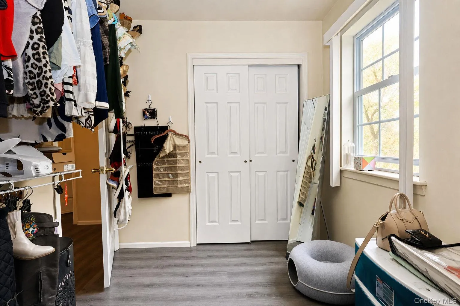 3 Emory Road, Woodbury, NY, 4 Bedrooms Bedrooms, 13 Rooms Rooms,2 BathroomsBathrooms,Residential,For Rent,Emory,0,1060542 3 Emory Road, Woodbury, NY, 4 Bedrooms Bedrooms, 13 Rooms Rooms,2 BathroomsBathrooms,Residential,For Rent,Emory,0,1060542