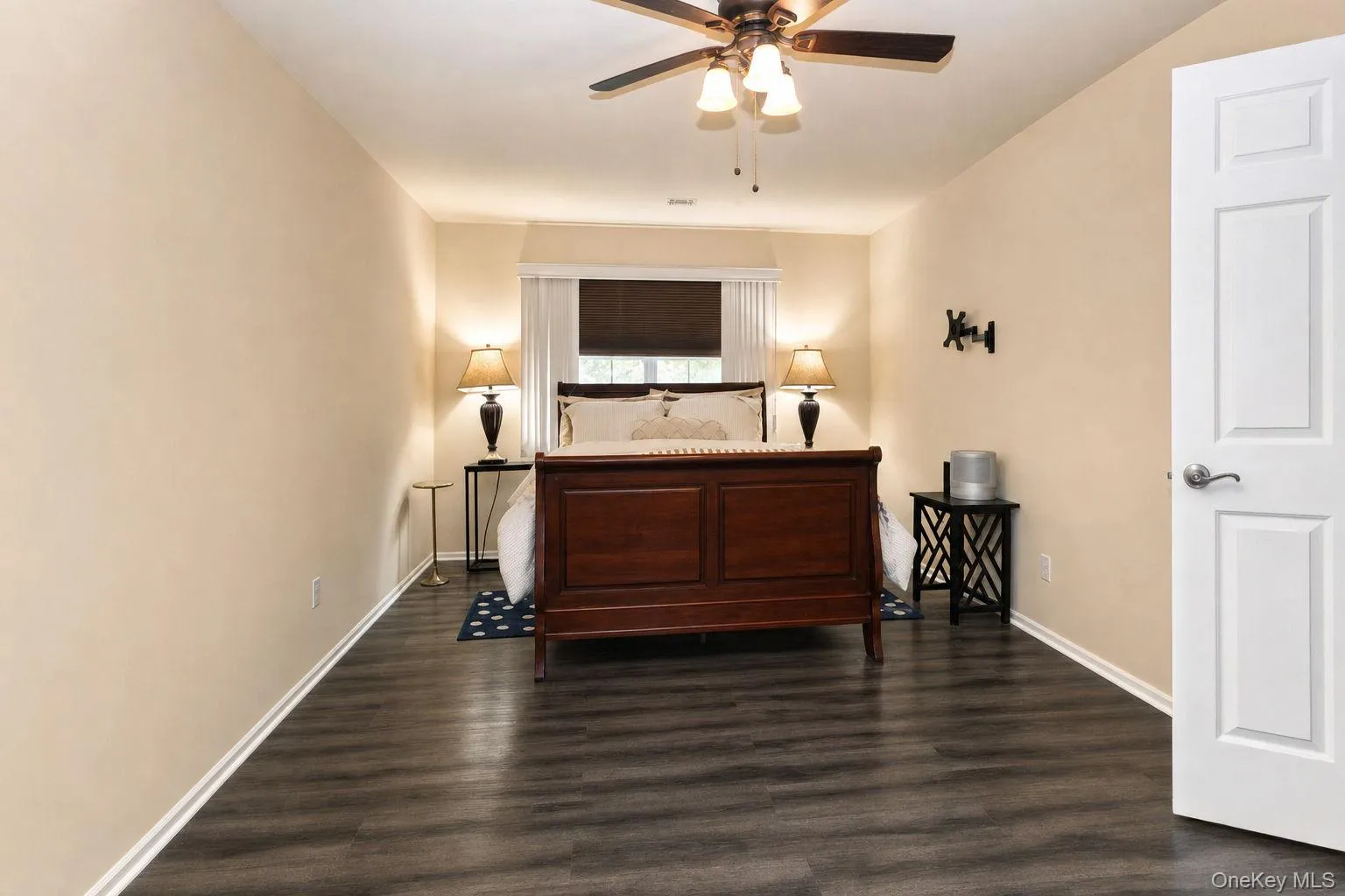 3 Emory Road, Woodbury, NY, 4 Bedrooms Bedrooms, 13 Rooms Rooms,2 BathroomsBathrooms,Residential,For Rent,Emory,0,1060542 3 Emory Road, Woodbury, NY, 4 Bedrooms Bedrooms, 13 Rooms Rooms,2 BathroomsBathrooms,Residential,For Rent,Emory,0,1060542